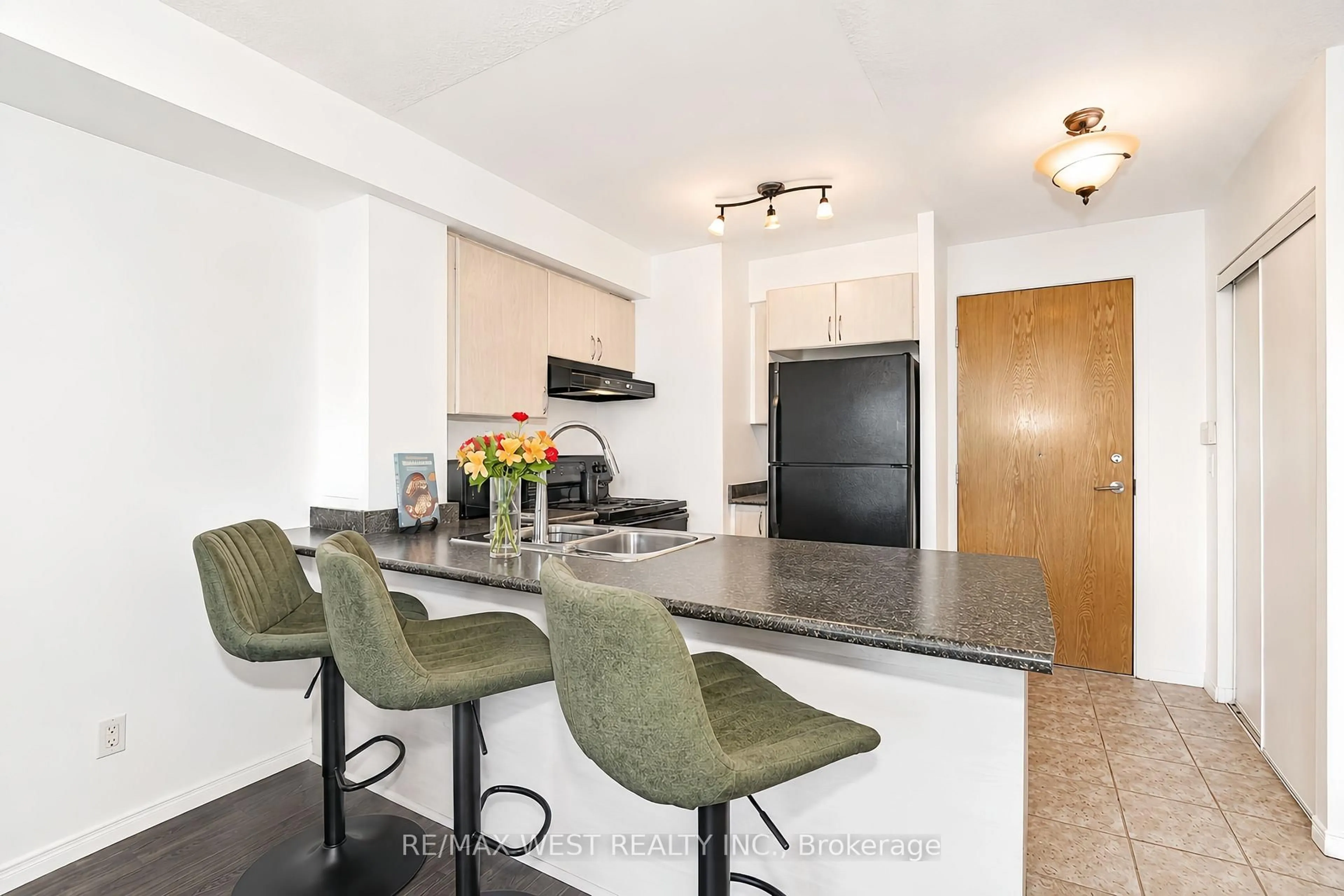 Open concept kitchen, unknown for 340 Watson St #216, Whitby Ontario L1N 9G1