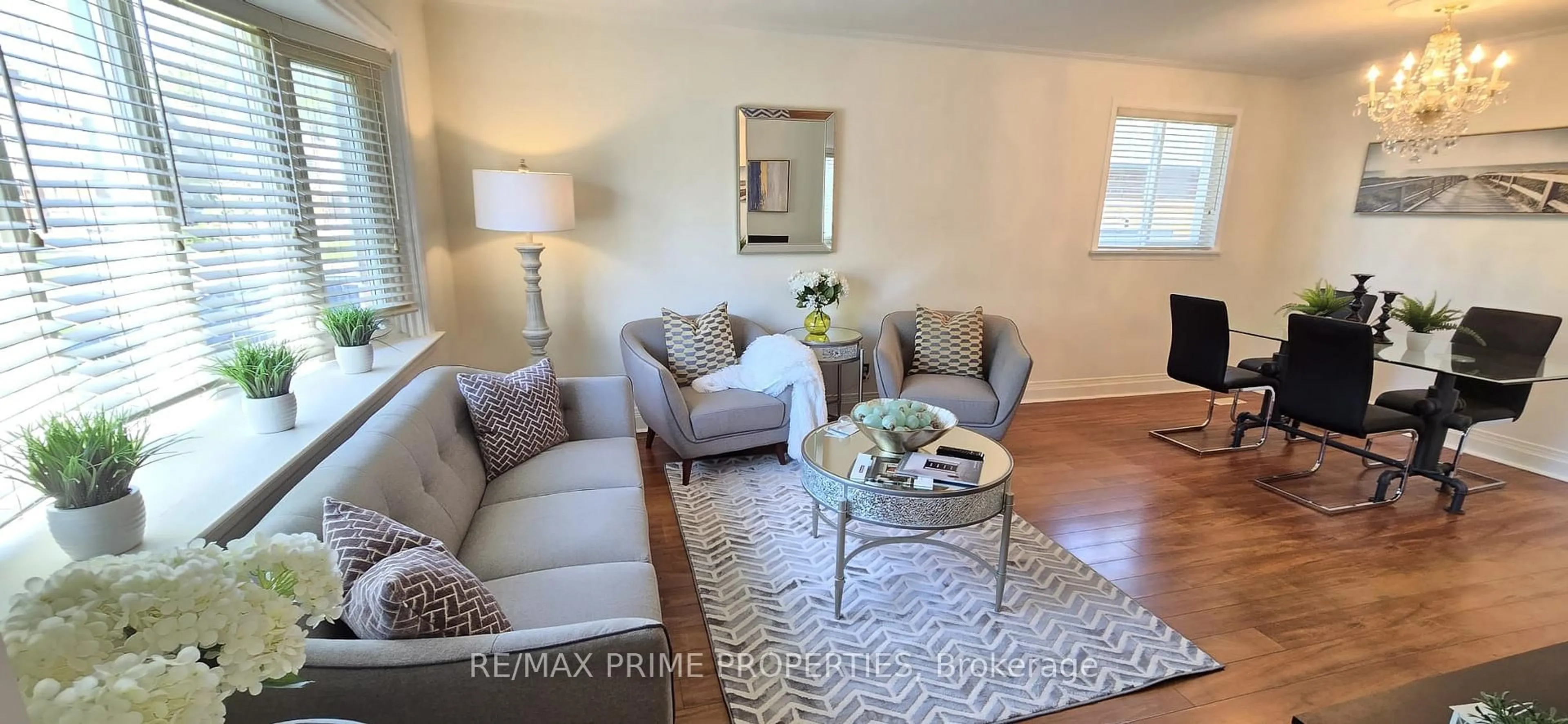 Living room with furniture, unknown for 3 Timgren Dr, Toronto Ontario M1R 3R4