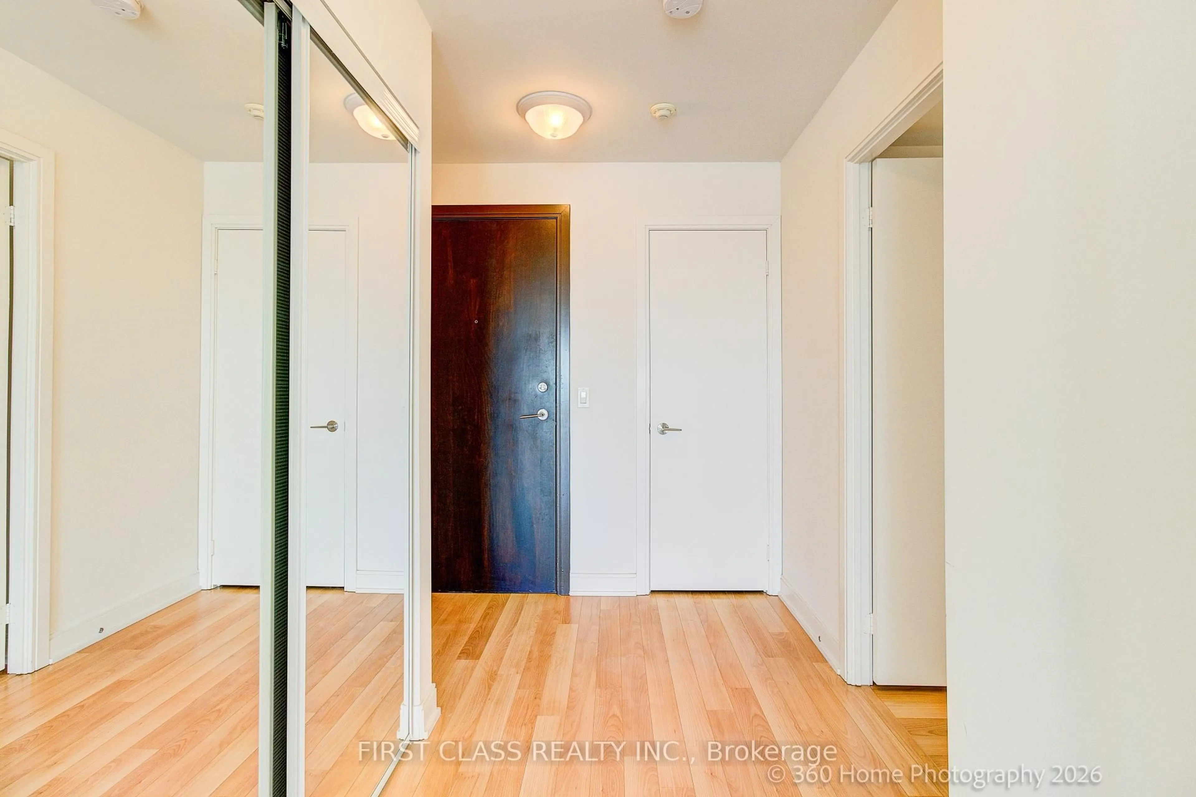 Indoor entryway for 238 Bonis Ave #2118, Toronto Ontario M1T 3W7