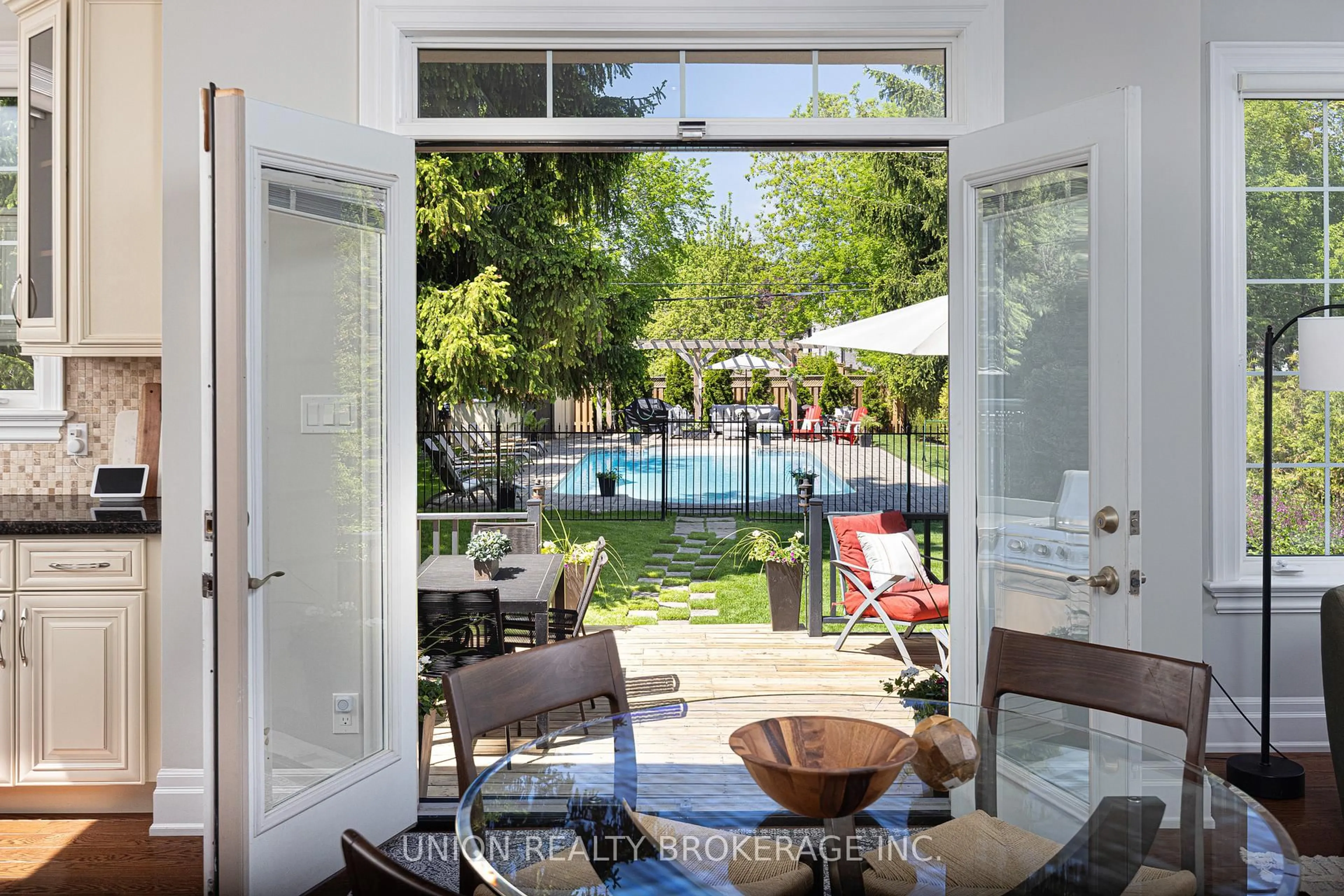 Patio, water/lake/river/ocean view for 64 Bethune Blvd, Toronto Ontario M1M 3C1