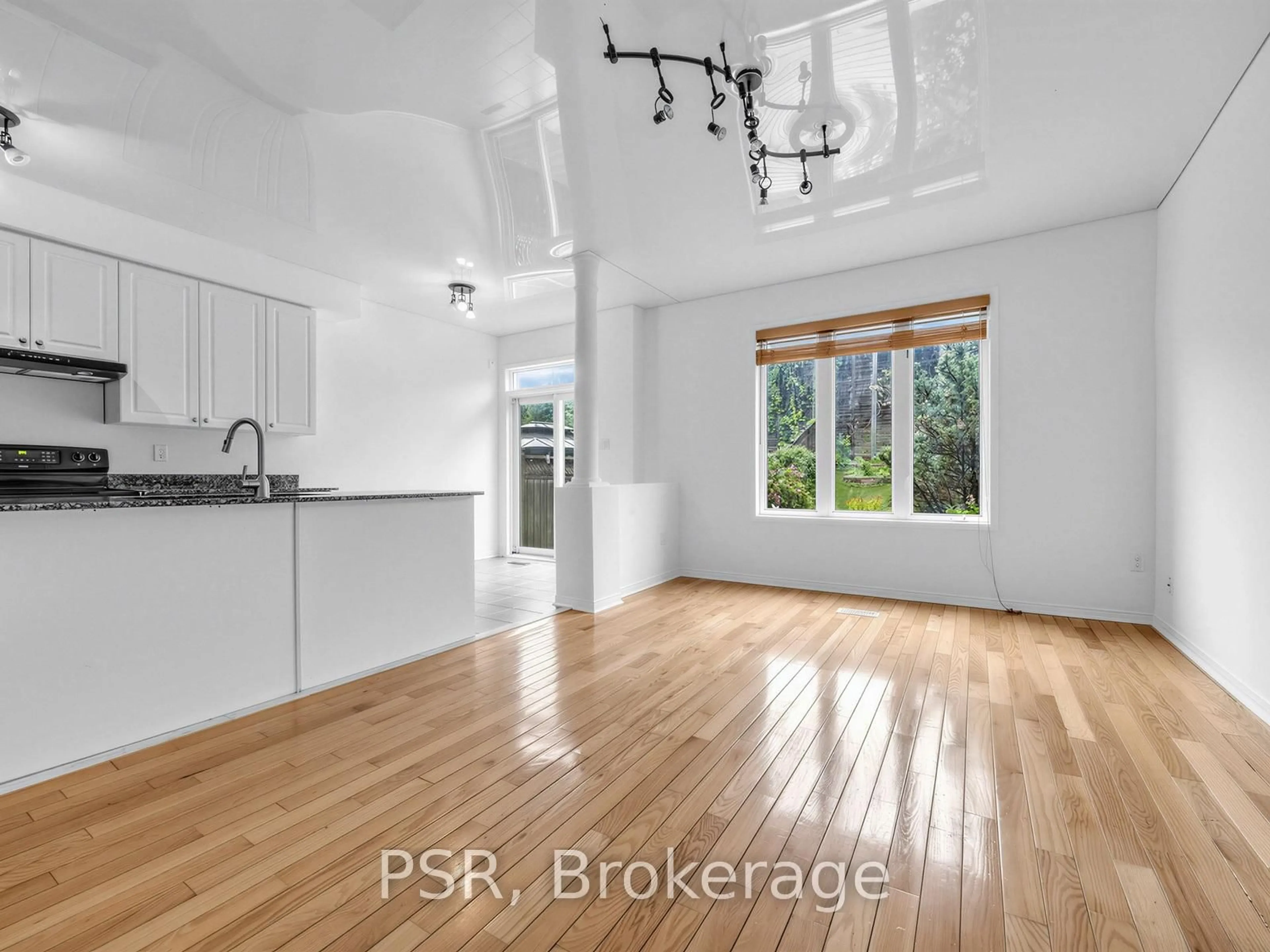 Open concept kitchen, unknown for 38 Enroutes St, Toronto Ontario M4E 3X8