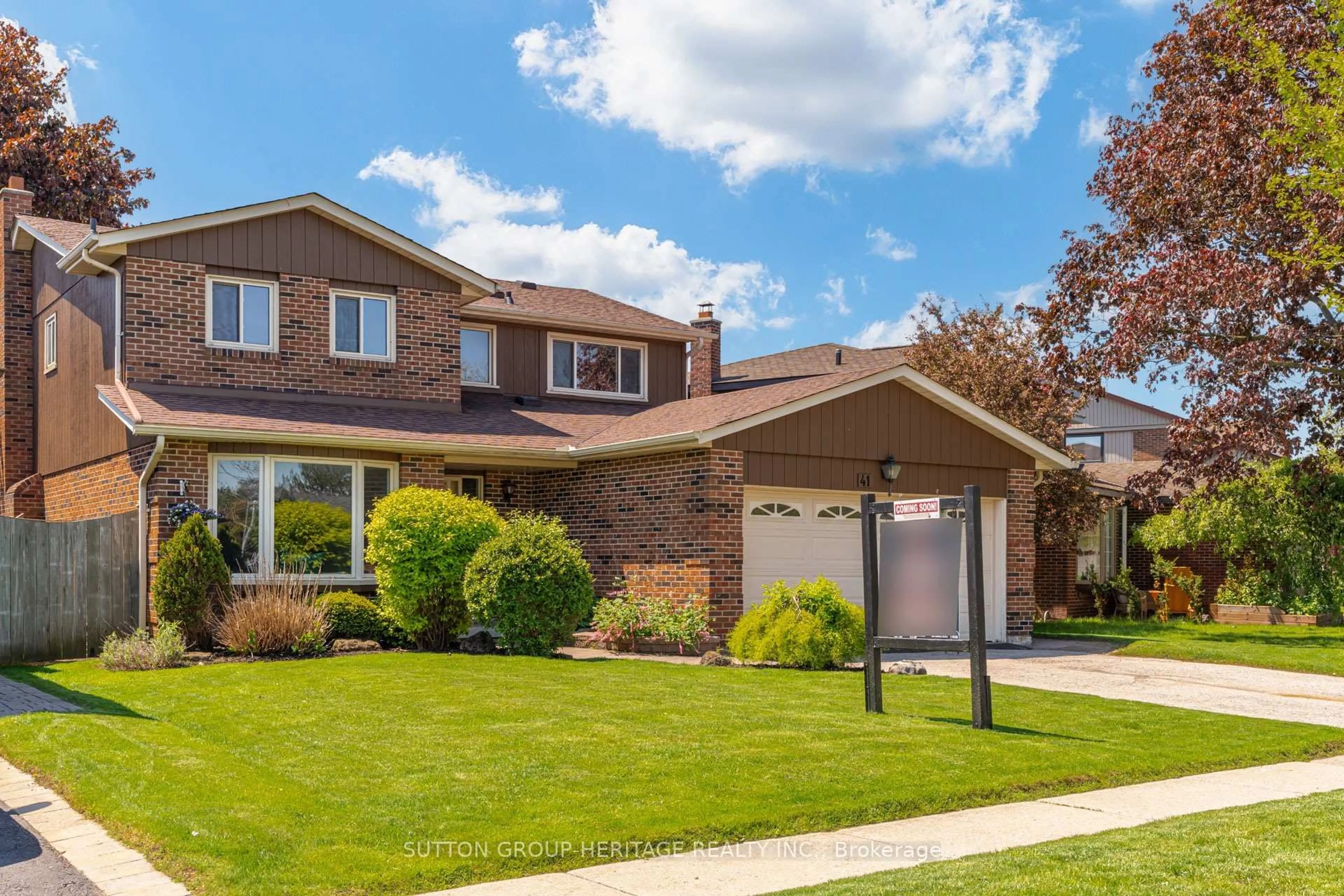 Home with brick exterior material, street for 41 Carter Cres, Whitby Ontario L1N 6C3