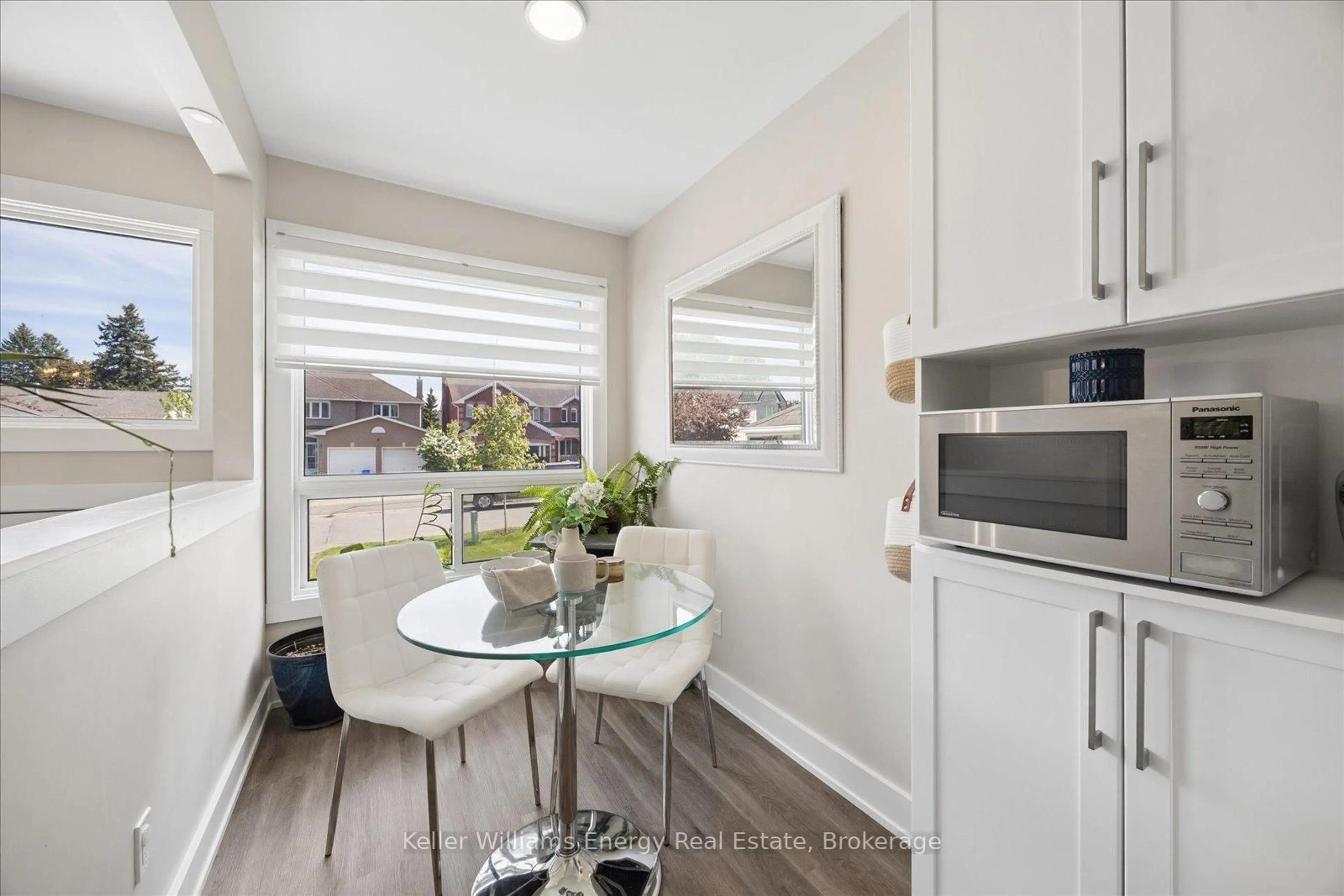 Unknown for 6 Herriman St, Clarington Ontario L1C 4L6