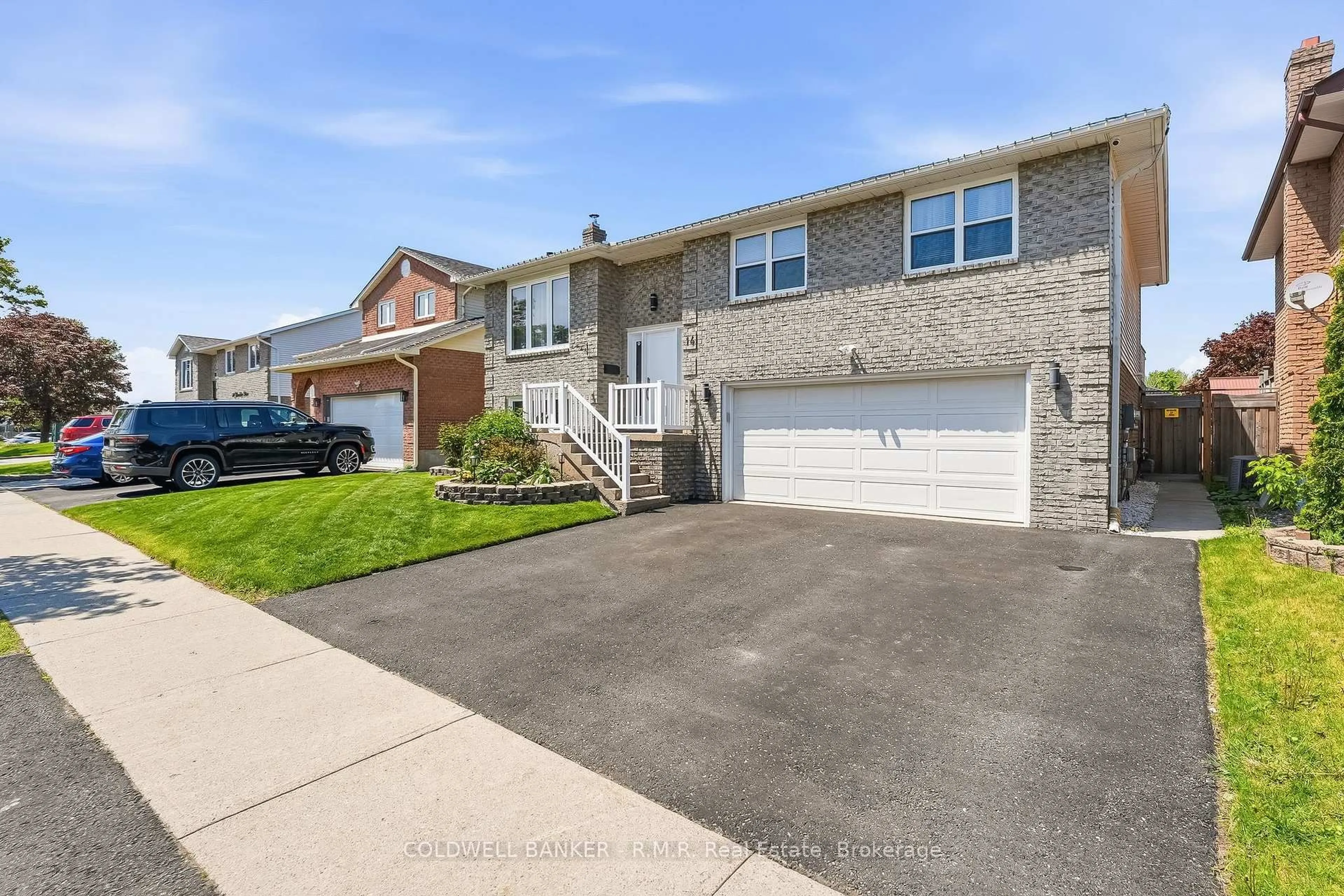 Home with vinyl exterior material, street for 14 Glenabbey Dr, Clarington Ontario L1E 1B9