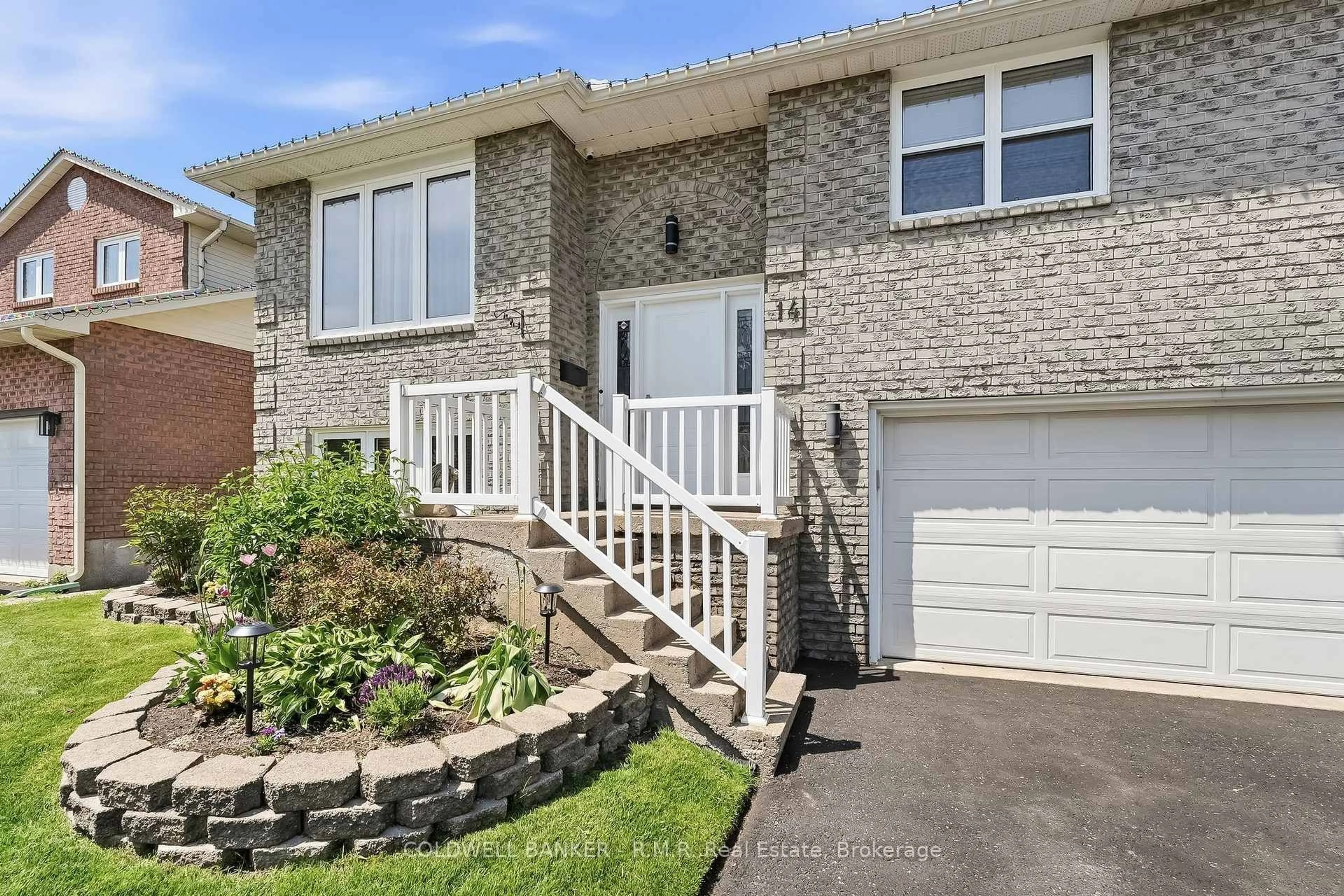 Unknown for 14 Glenabbey Dr, Clarington Ontario L1E 1B9