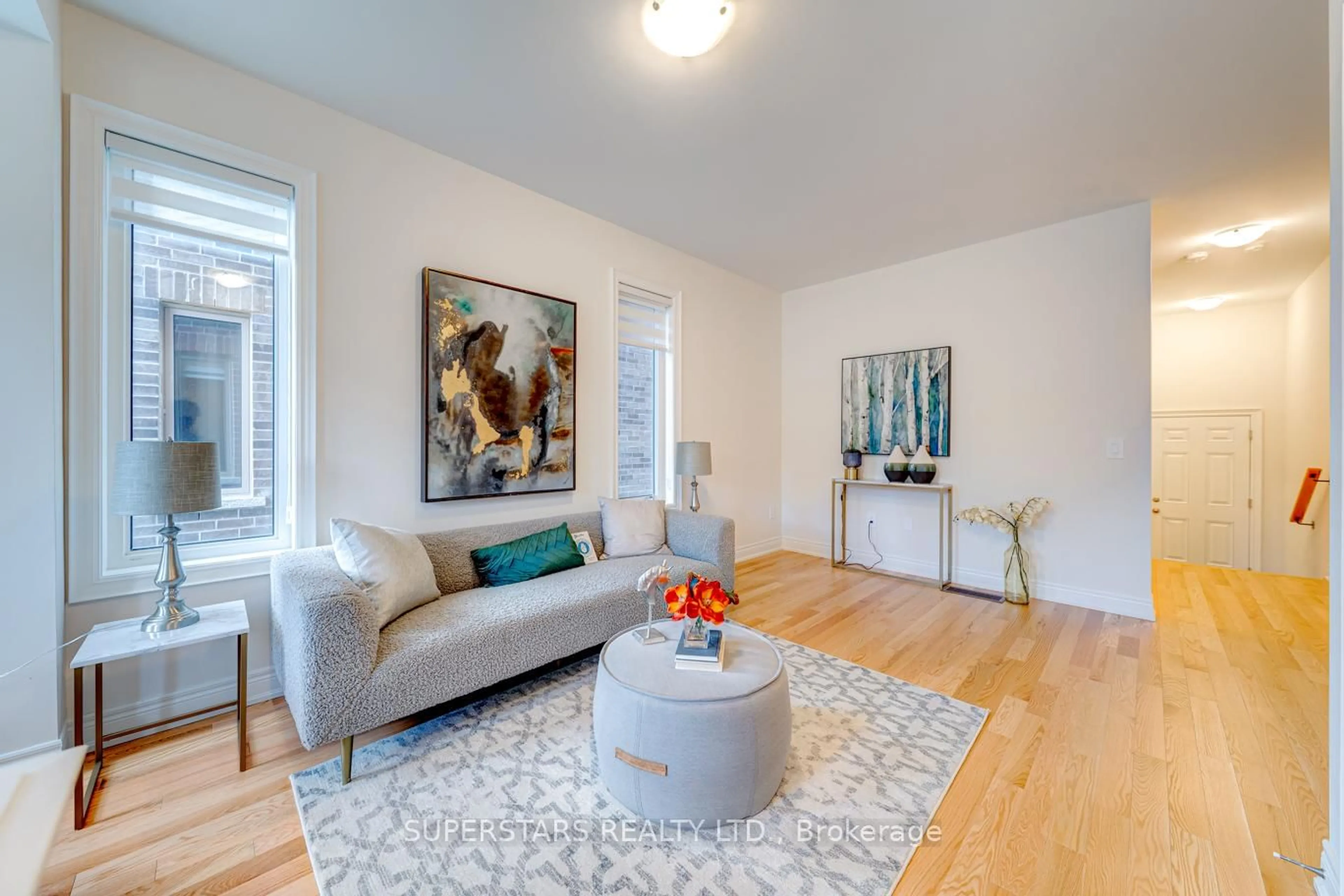 Living room with furniture, unknown for 2846 Whites Rd, Pickering Ontario L1X 0R6