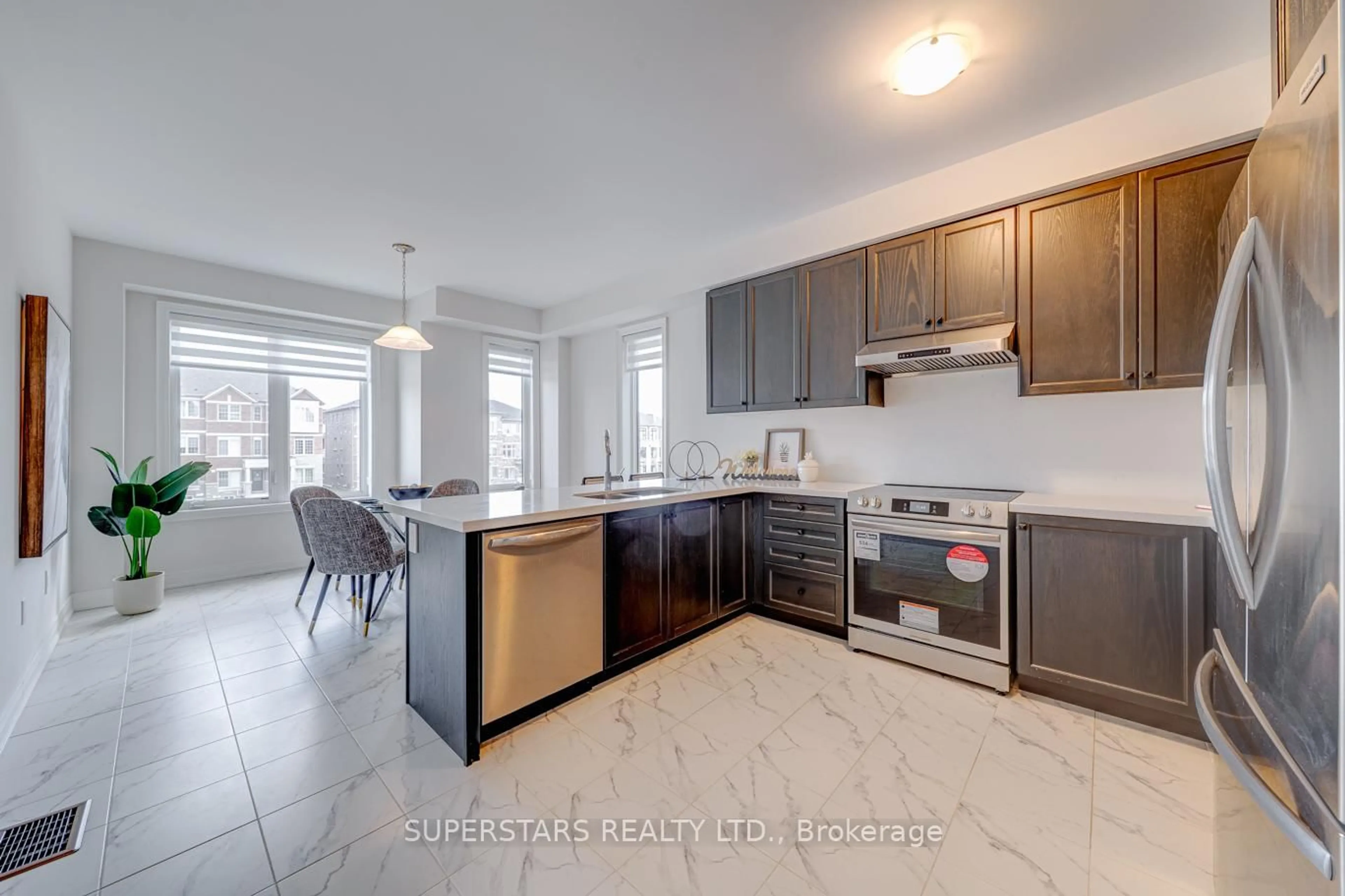 Open concept kitchen, ceramic/tile floor for 2846 Whites Rd, Pickering Ontario L1X 0R6