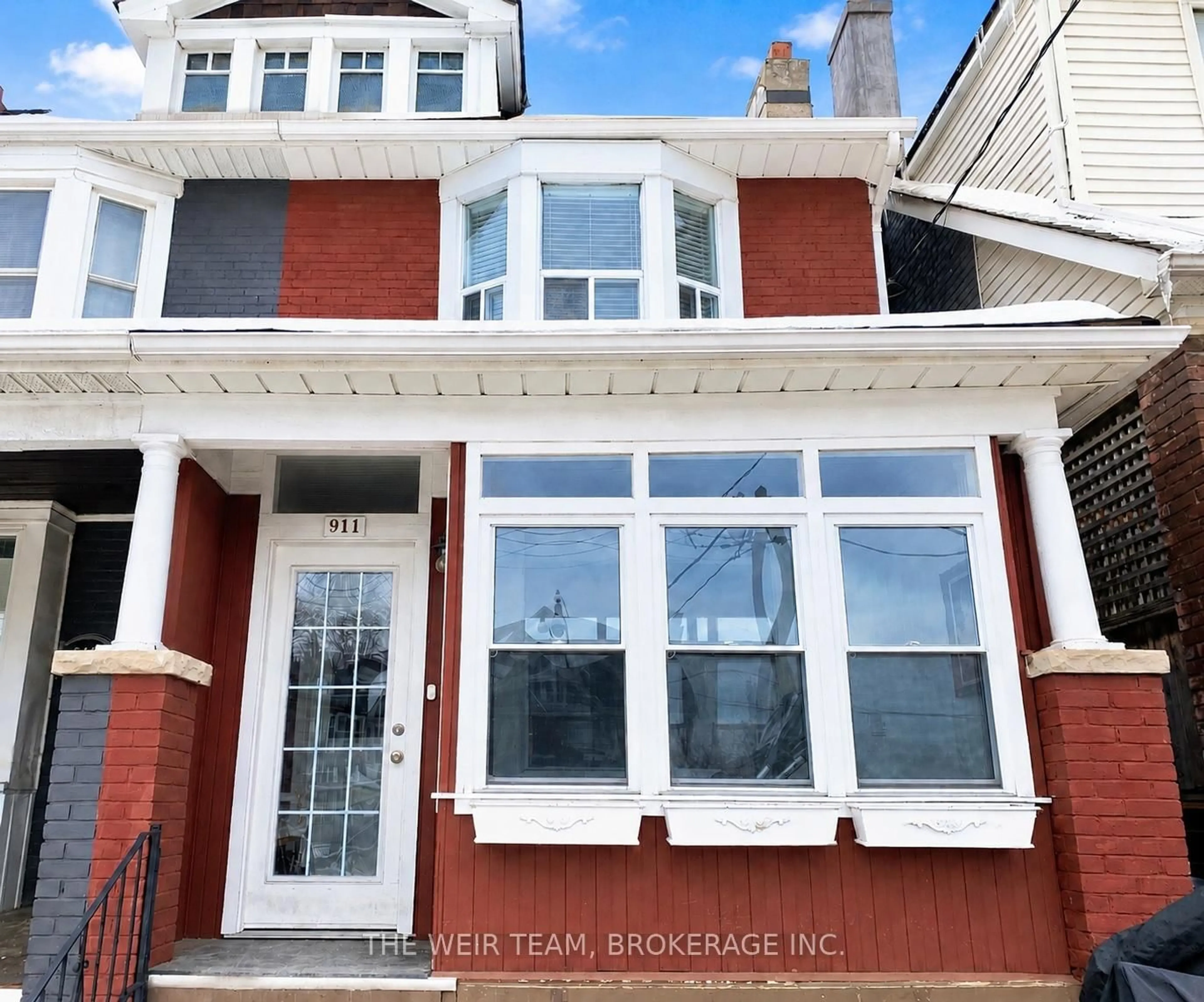Home with brick exterior material, street for 911 Woodbine Ave, Toronto Ontario M4C 4B6