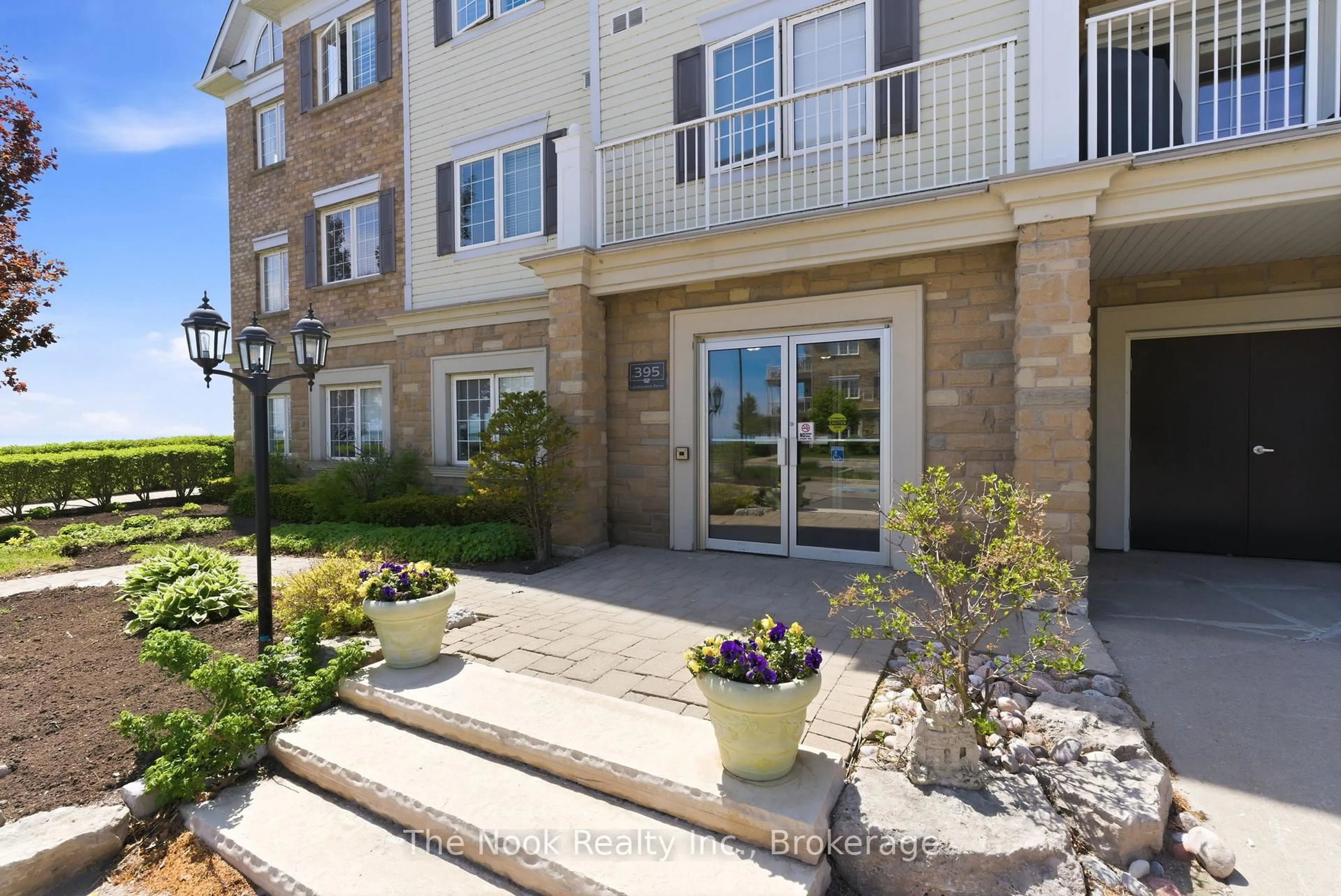 Unknown for 395 Lakebreeze Dr #201, Clarington Ontario L1B 0A5