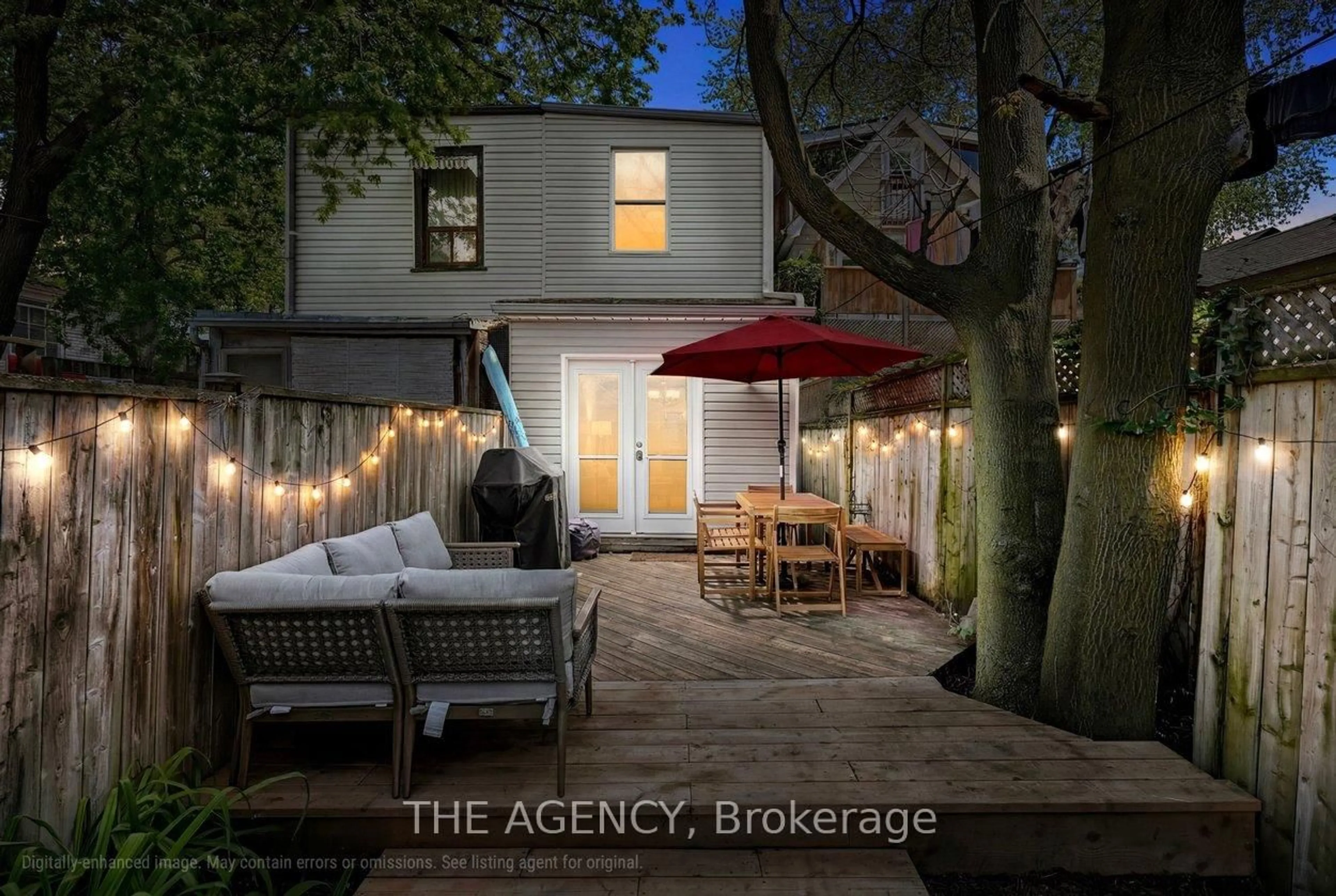 A pic from outside/outdoor area/front of a property/back of a property/a pic from drone, street for 110 Hastings Ave, Toronto Ontario M4L 2L2