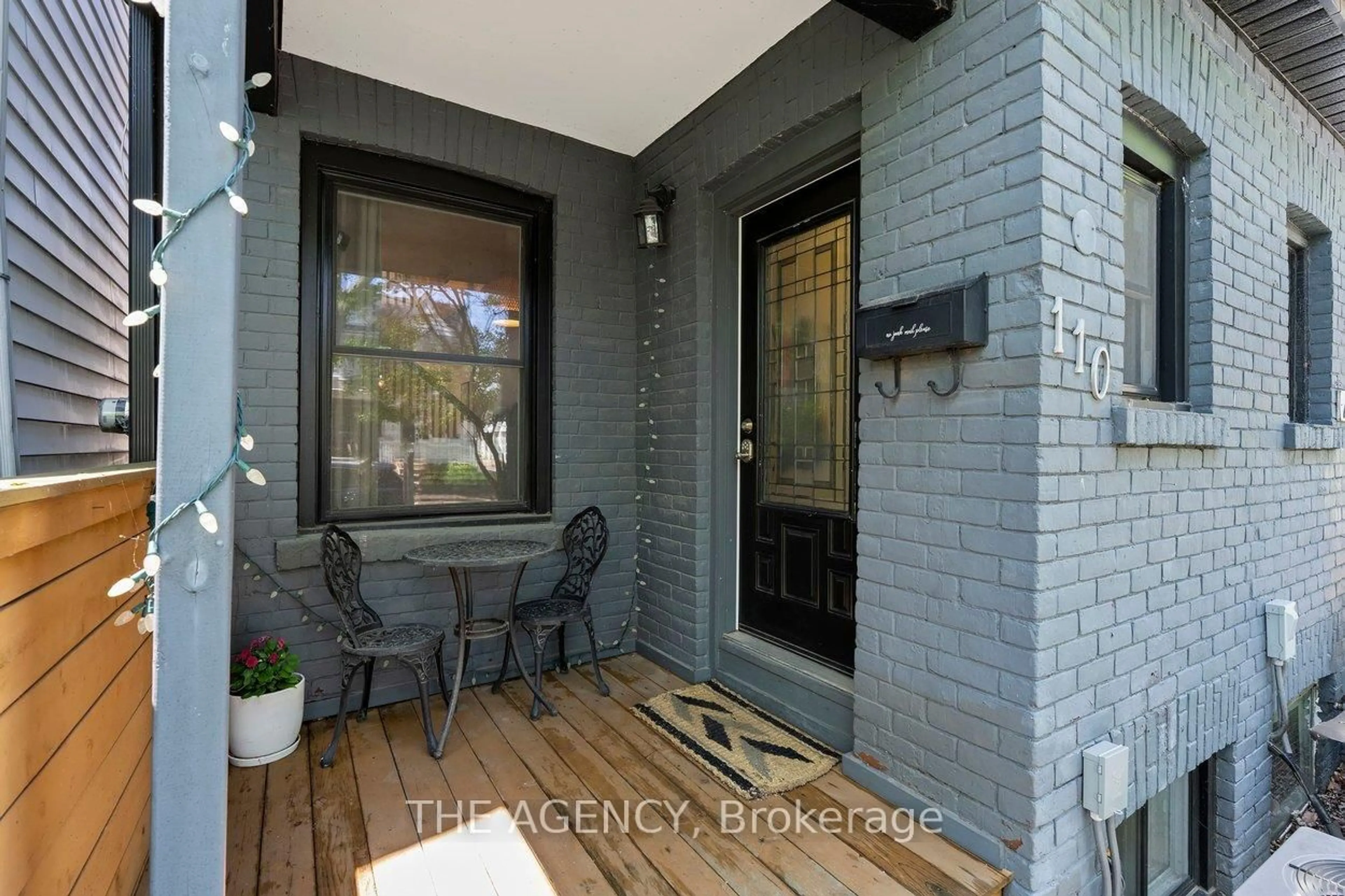 Indoor entryway for 110 Hastings Ave, Toronto Ontario M4L 2L2