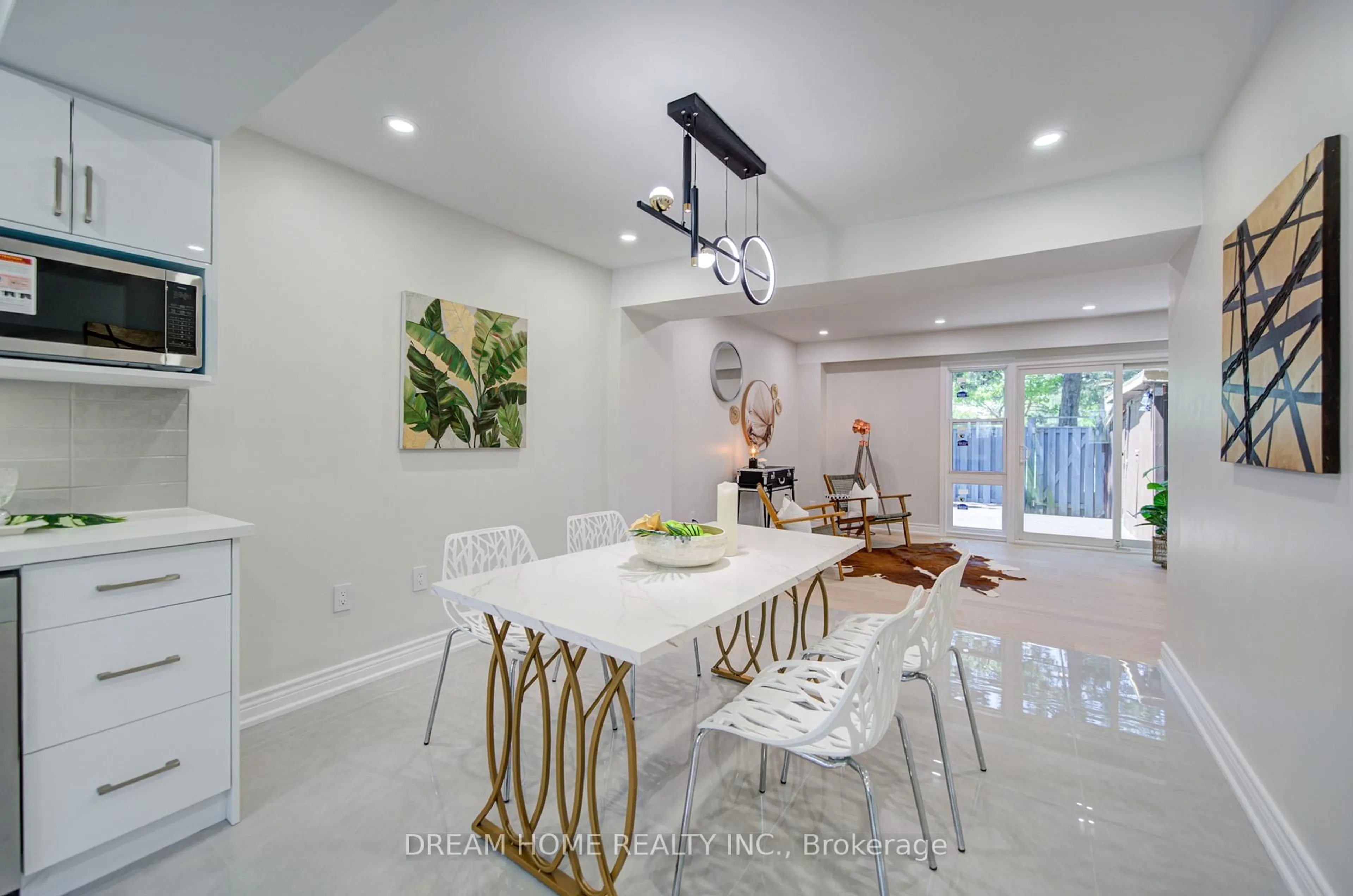 Dining room, ceramic/tile floor for 12 Bonis Ave, Toronto Ontario M1T 2V1