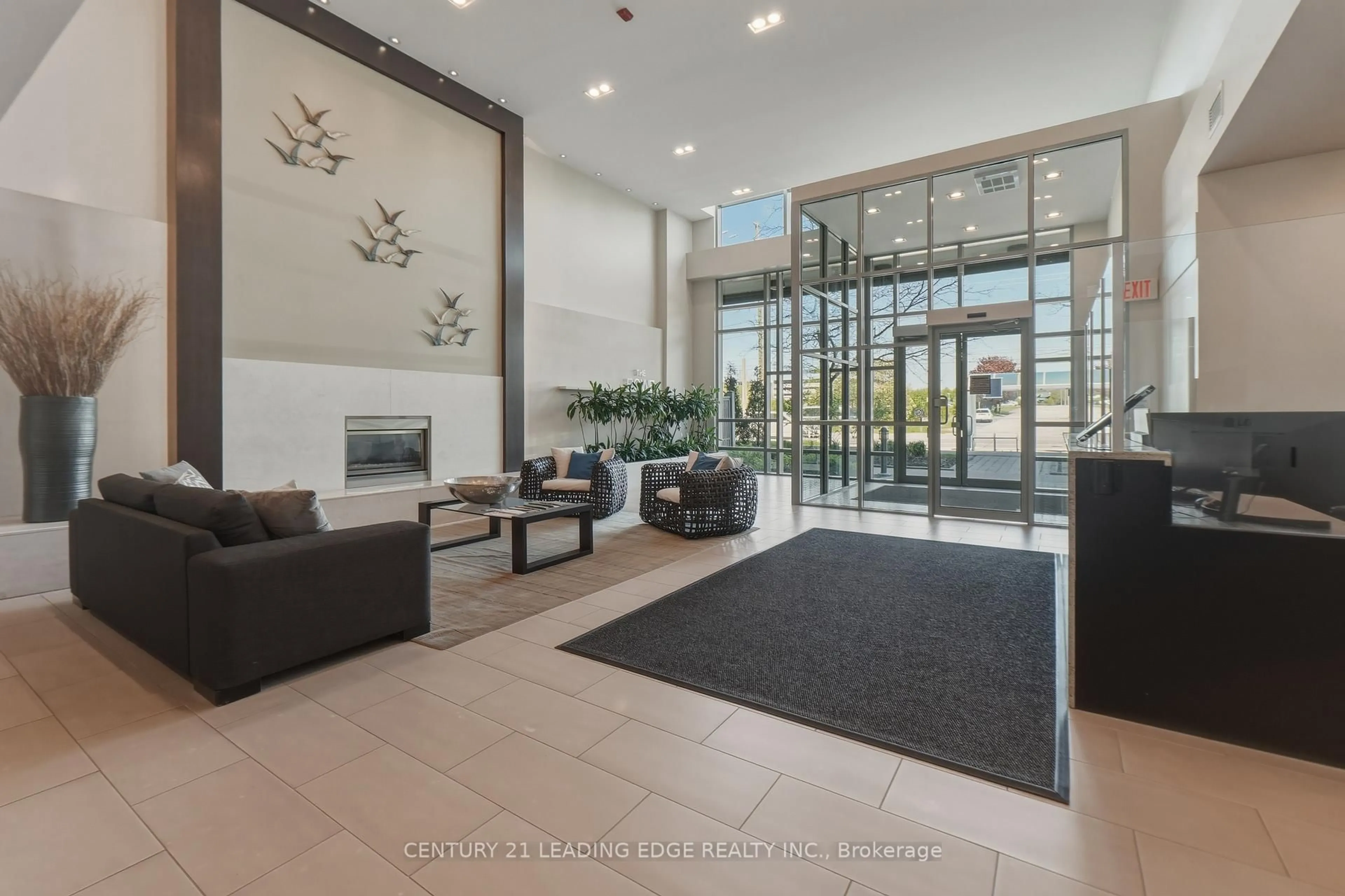 Indoor foyer for 1600 Charles St #902, Whitby Ontario L1N 1B8