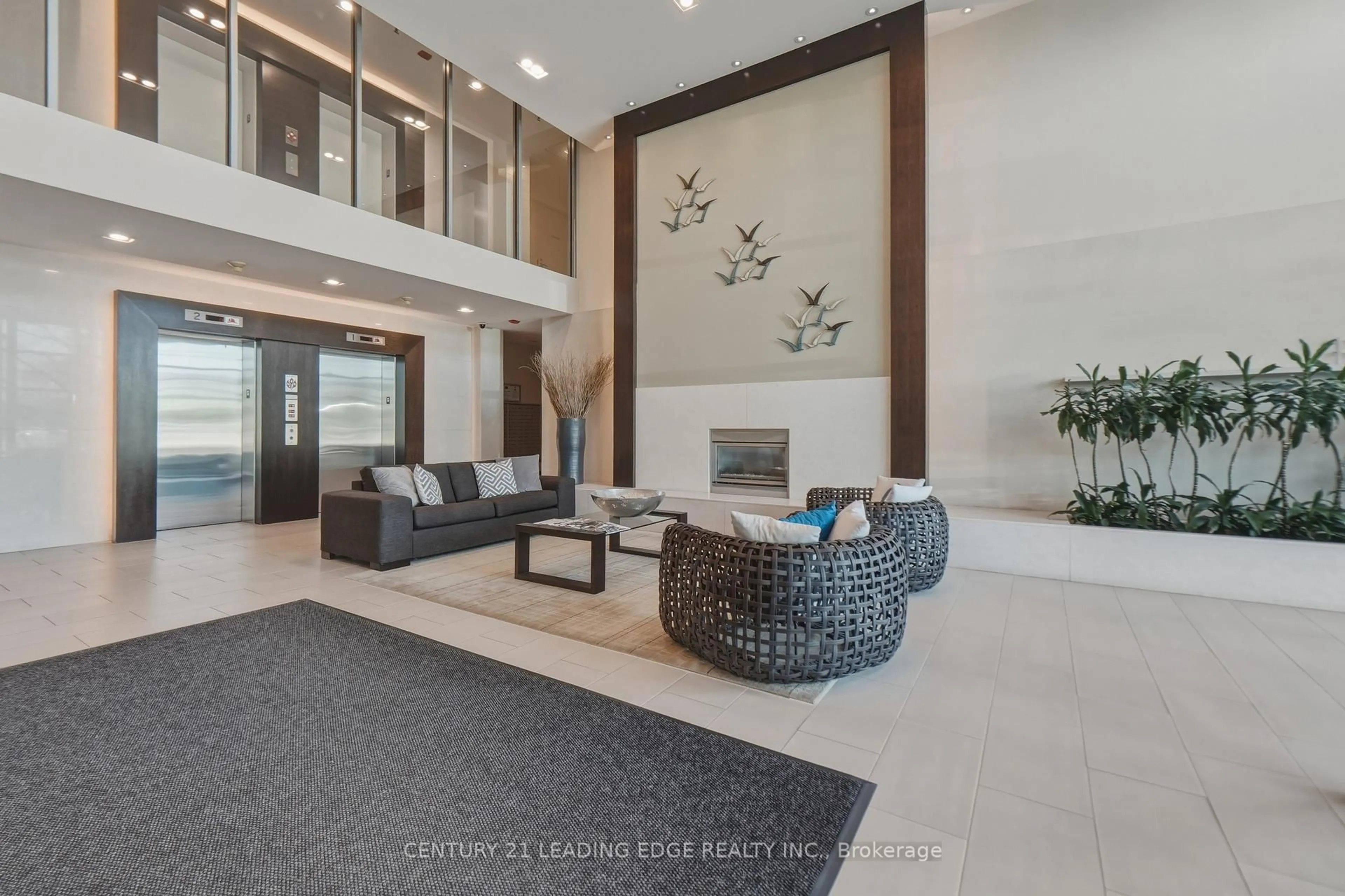 Lobby for 1600 Charles St #902, Whitby Ontario L1N 1B8