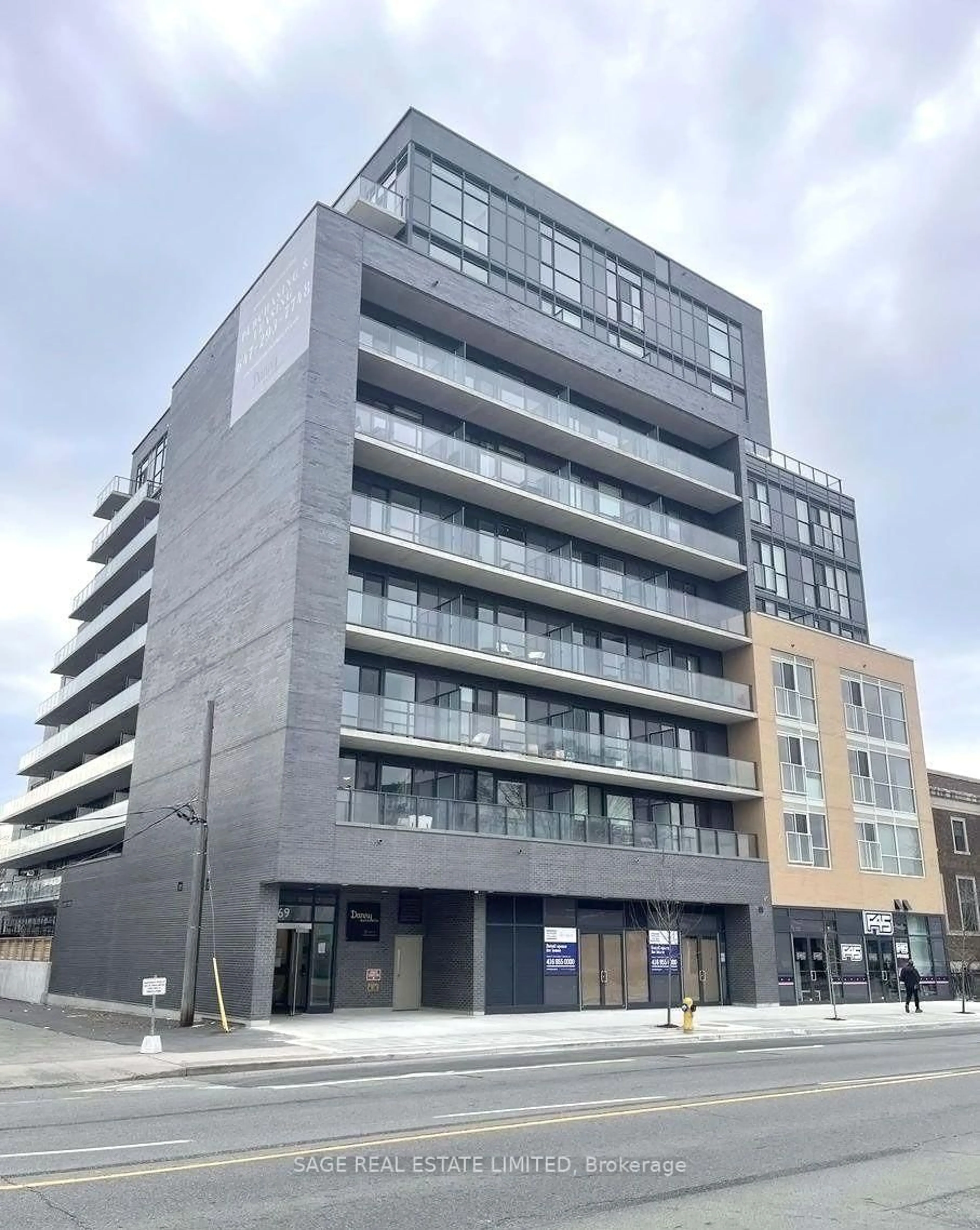 Unknown for 2369 Danforth Ave #1006, Toronto Ontario M4C 1K8