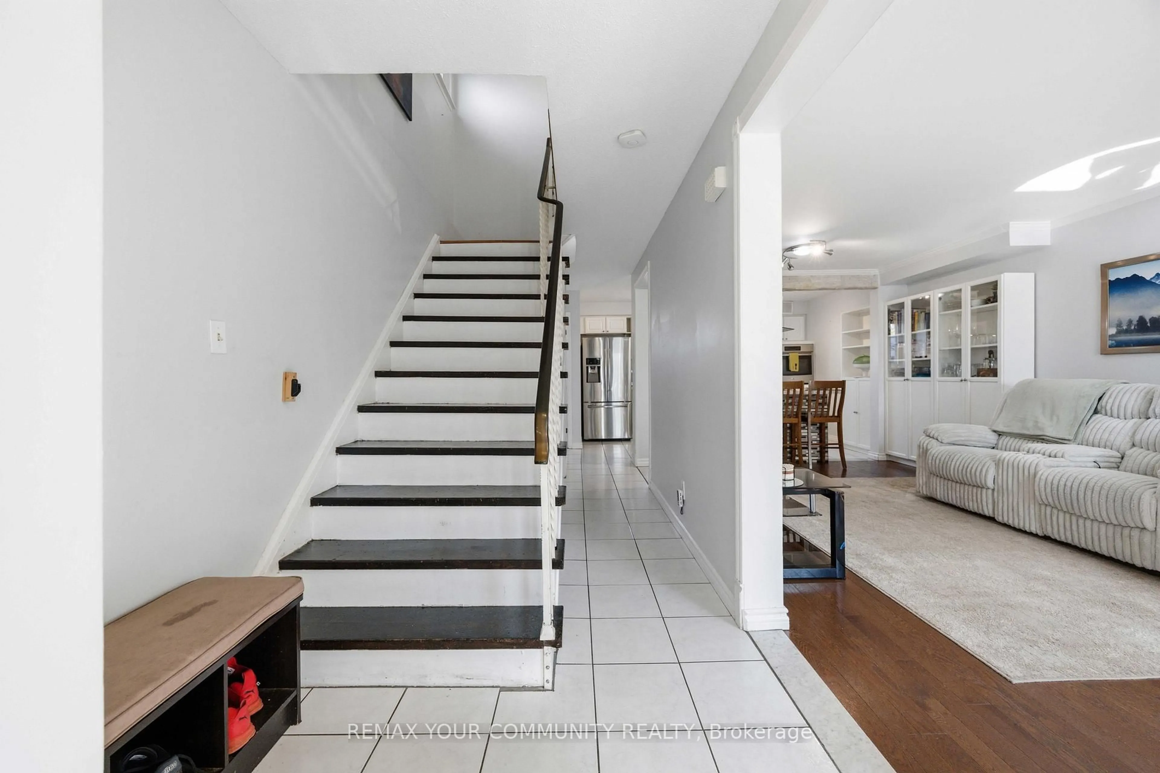 Unknown for 1357 Belair Cres, Oshawa Ontario L1K 1H2