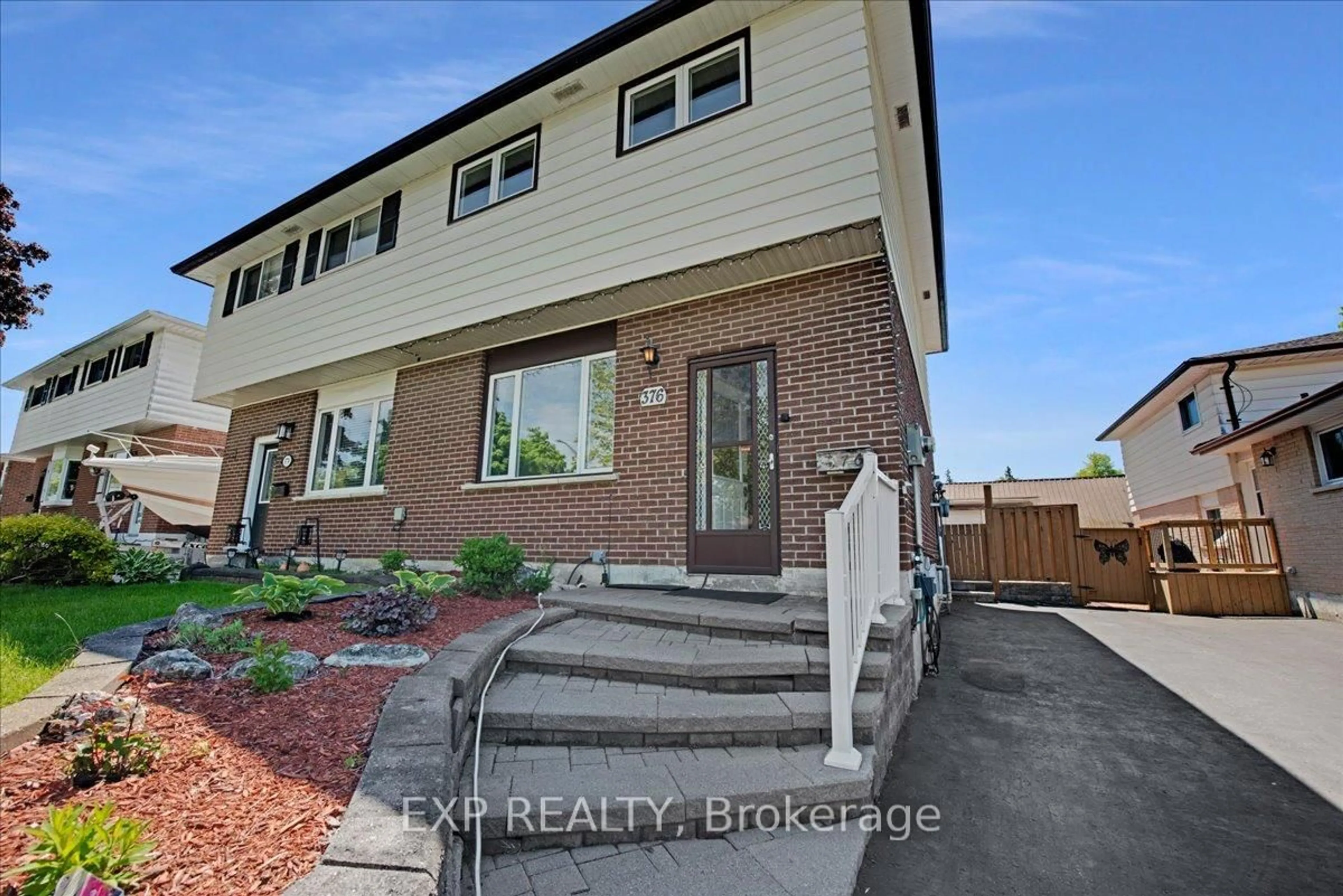 Unknown for 376 Surrey Dr, Oshawa Ontario L1G 6H1