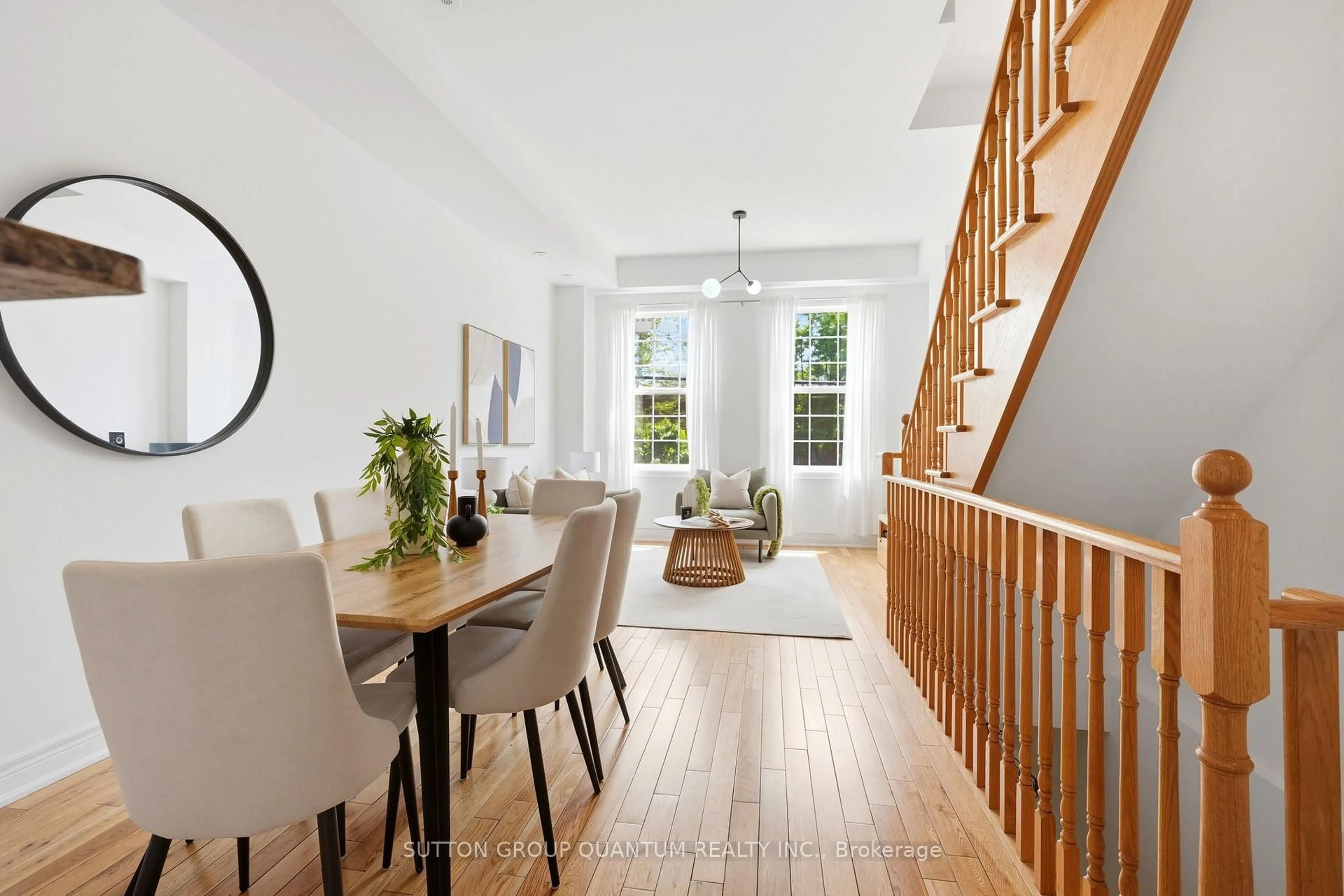 Dining room, wood/laminate floor for 2268 Gerrard St, Toronto Ontario M4E 2E1
