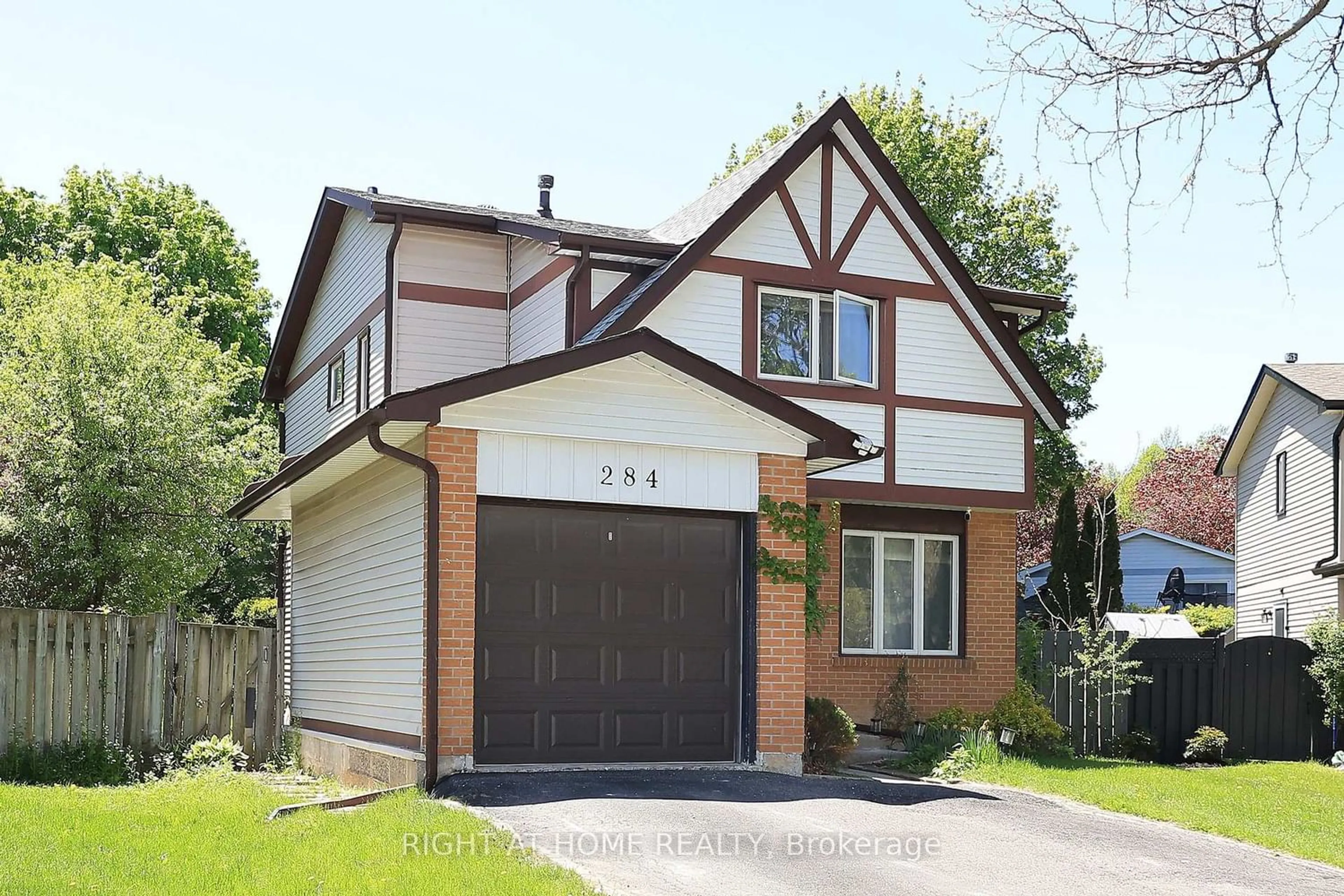 Home with brick exterior material, street for 284 Belfast Crt, Oshawa Ontario L1J 6K7