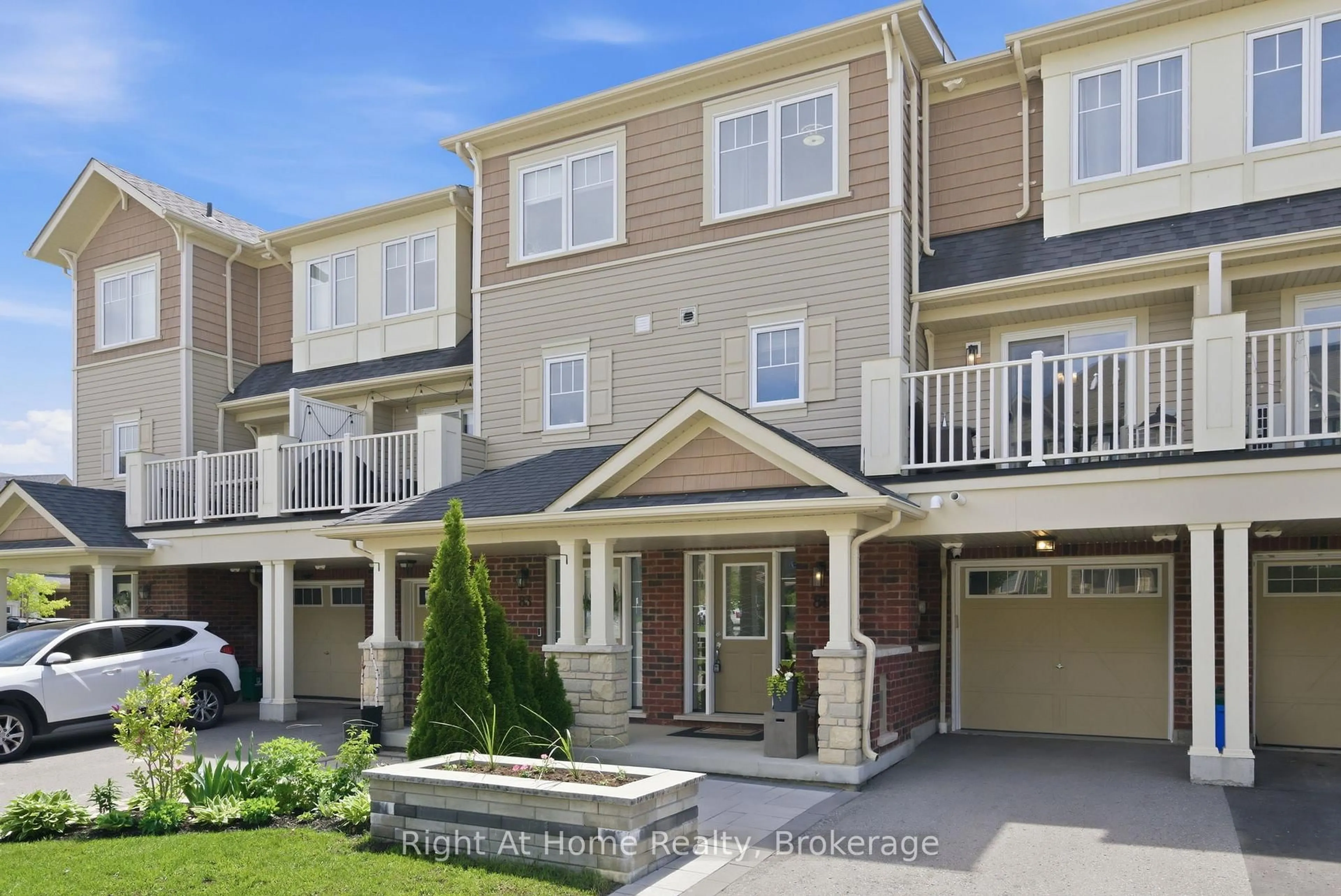 Unknown for 81 Far North Crt, Oshawa Ontario L1L 0J5