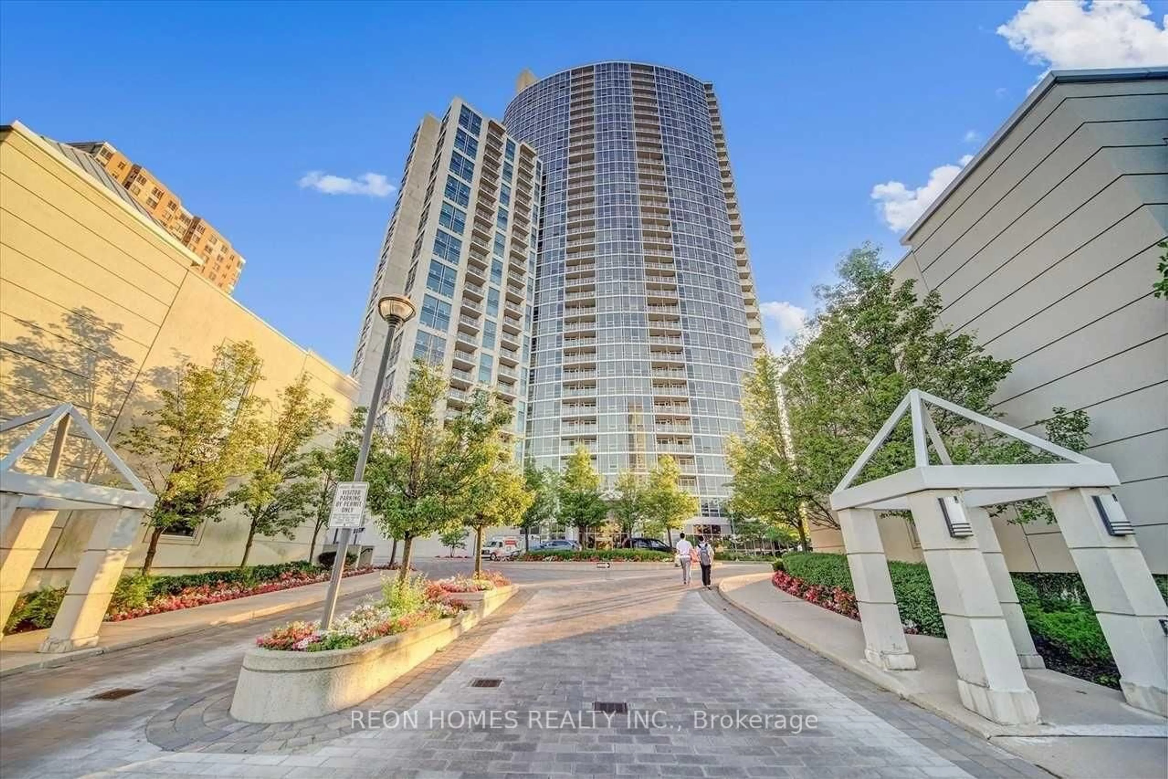Unknown for 83 Borough Dr #302, Toronto Ontario M1P 5E4