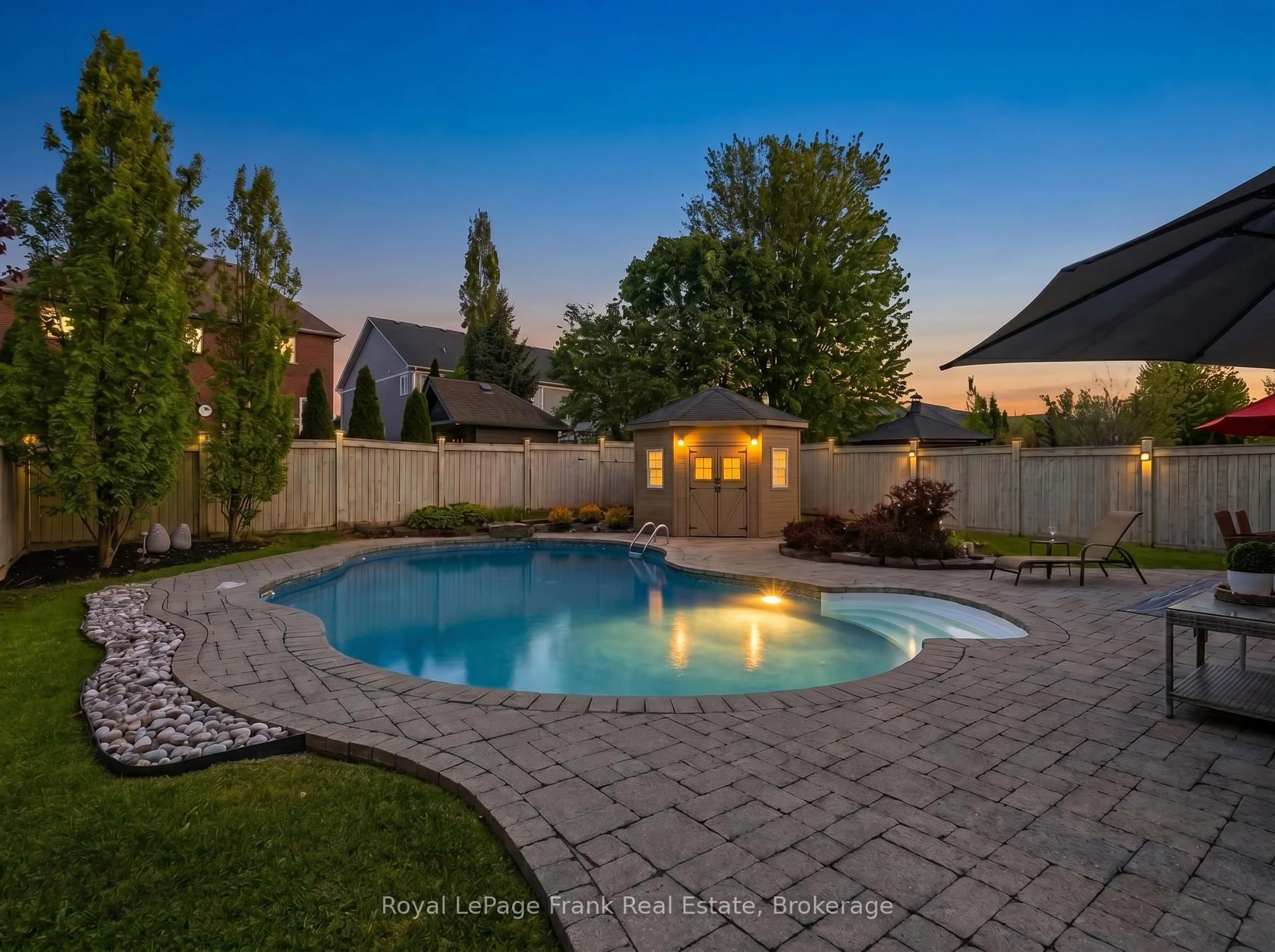 Pool for 15 Jordan Crt, Whitby Ontario L1M 0A4
