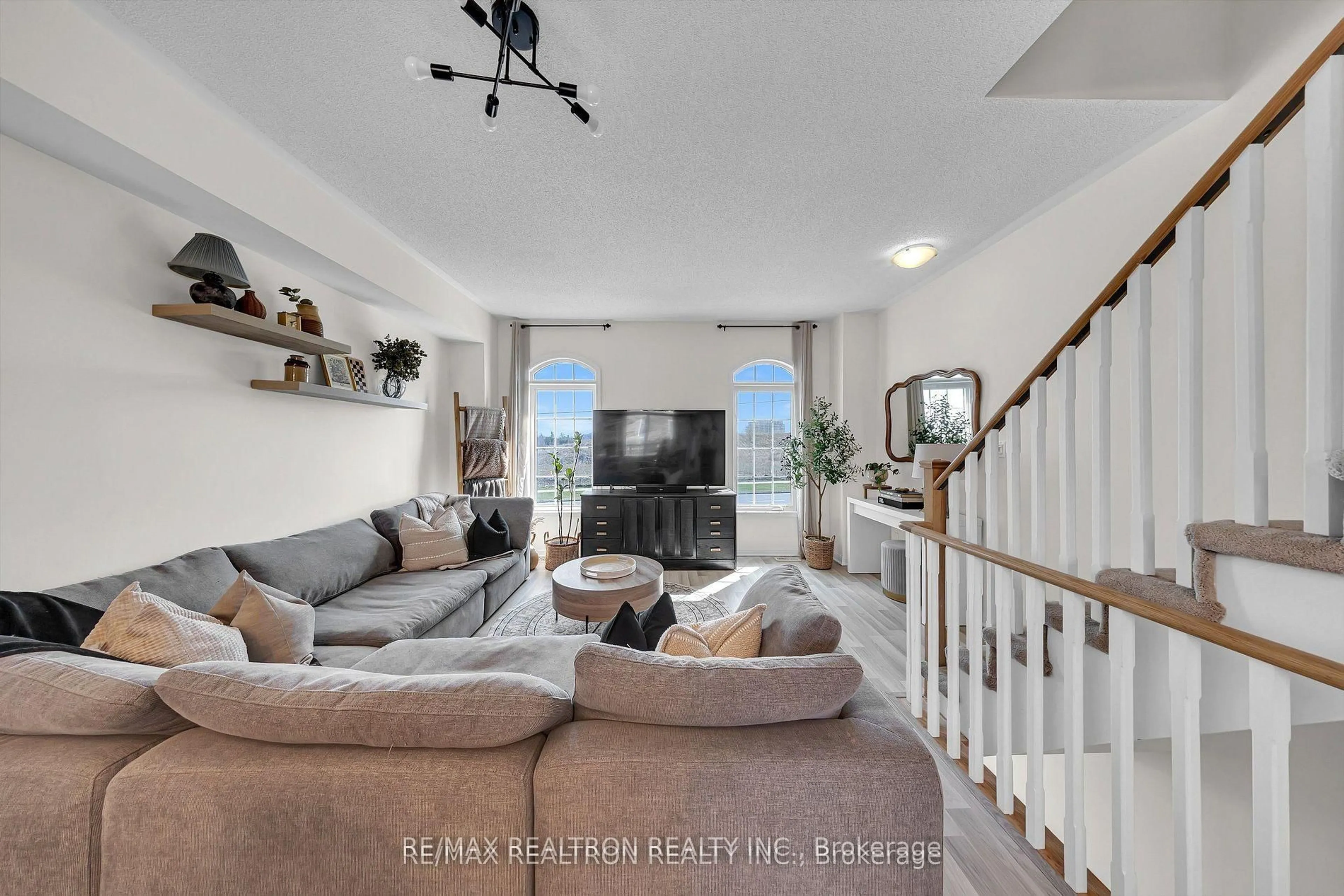 Living room with furniture, unknown for 1365 Salem Rd, Ajax Ontario L1Z 0R9