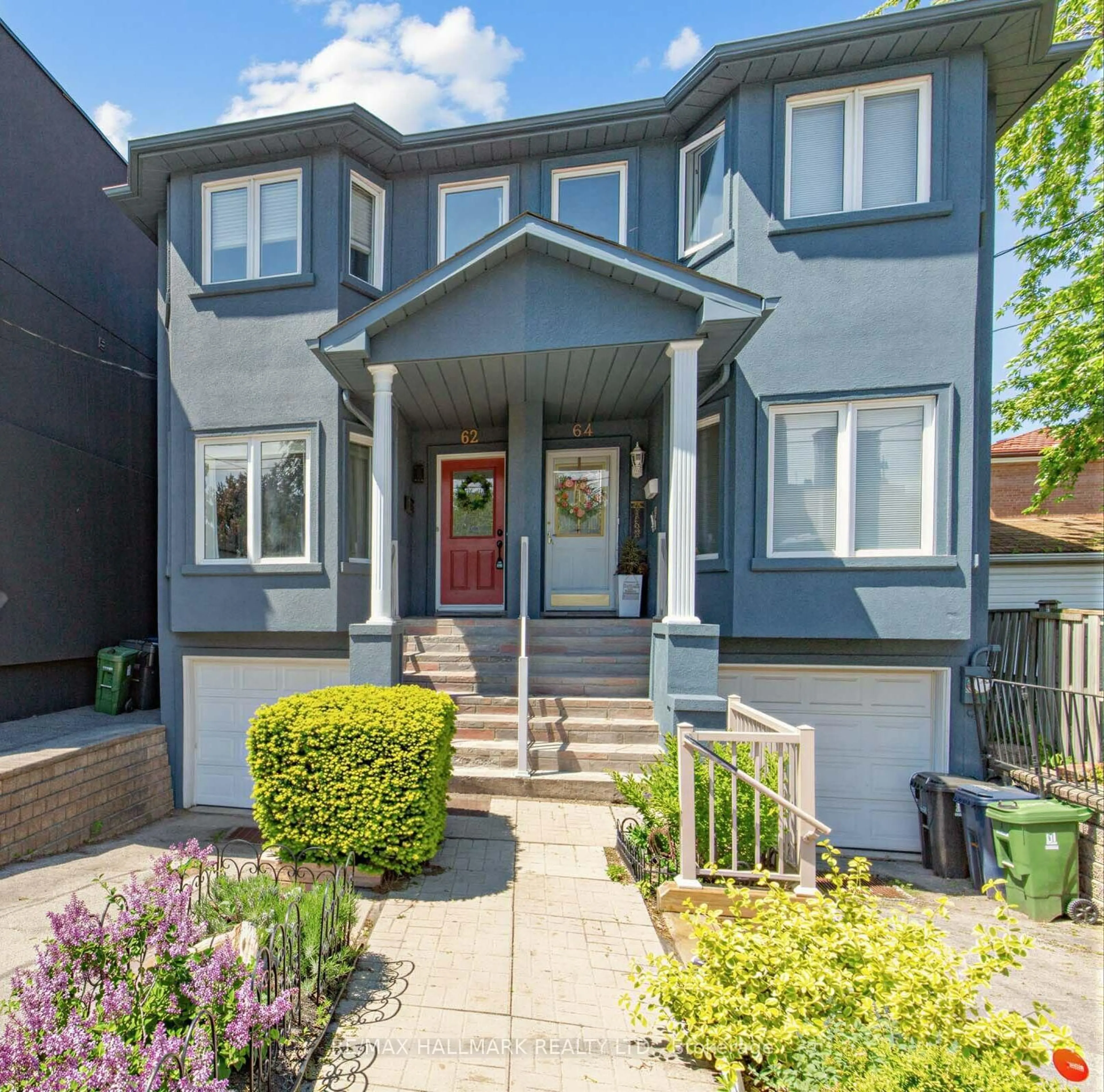 Home with vinyl exterior material, street for 62 Doncaster Ave, Toronto Ontario M4C 1Y8