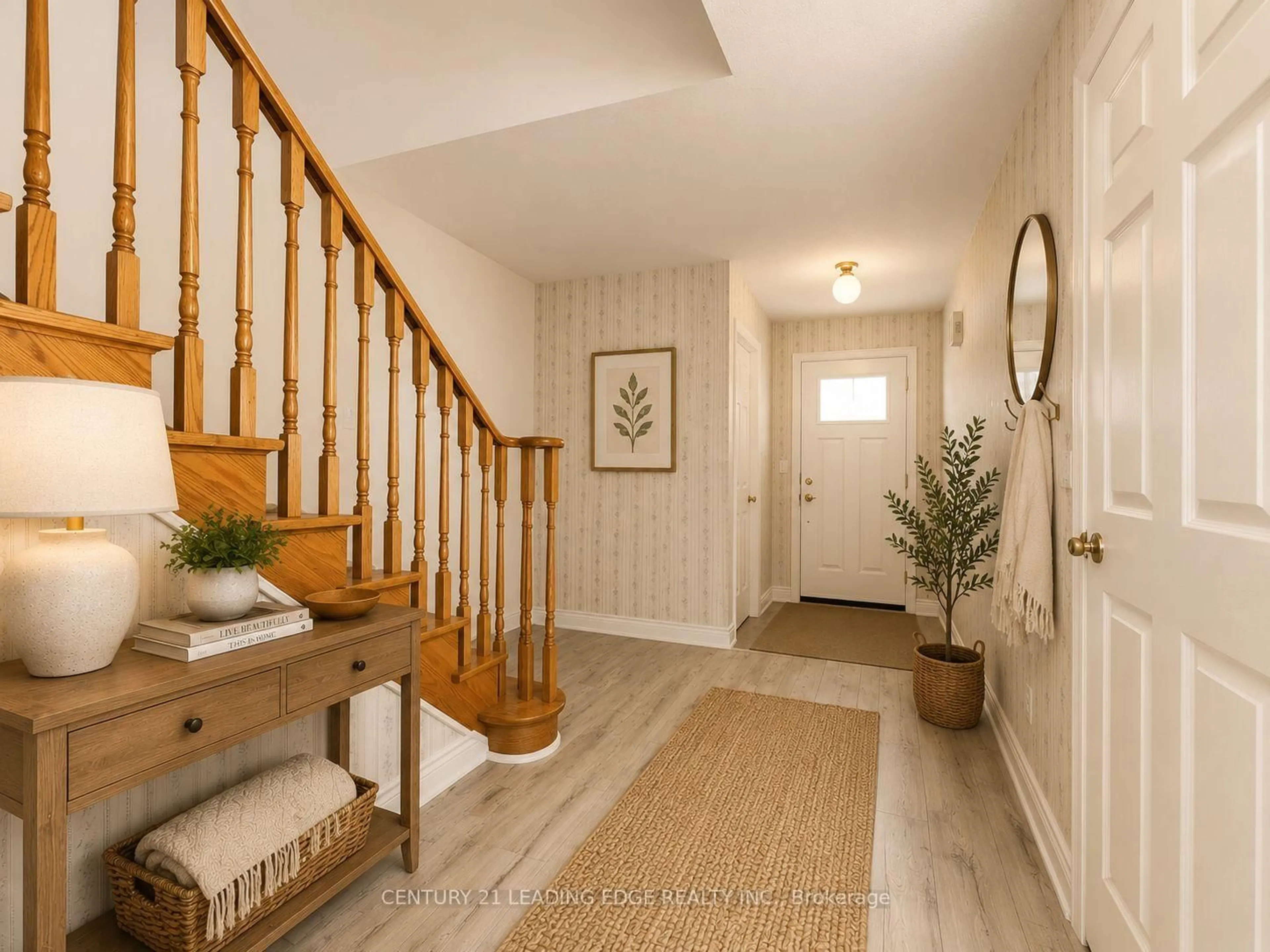 Indoor entryway for 24 Alanbull Sq, Toronto Ontario M1V 4M4