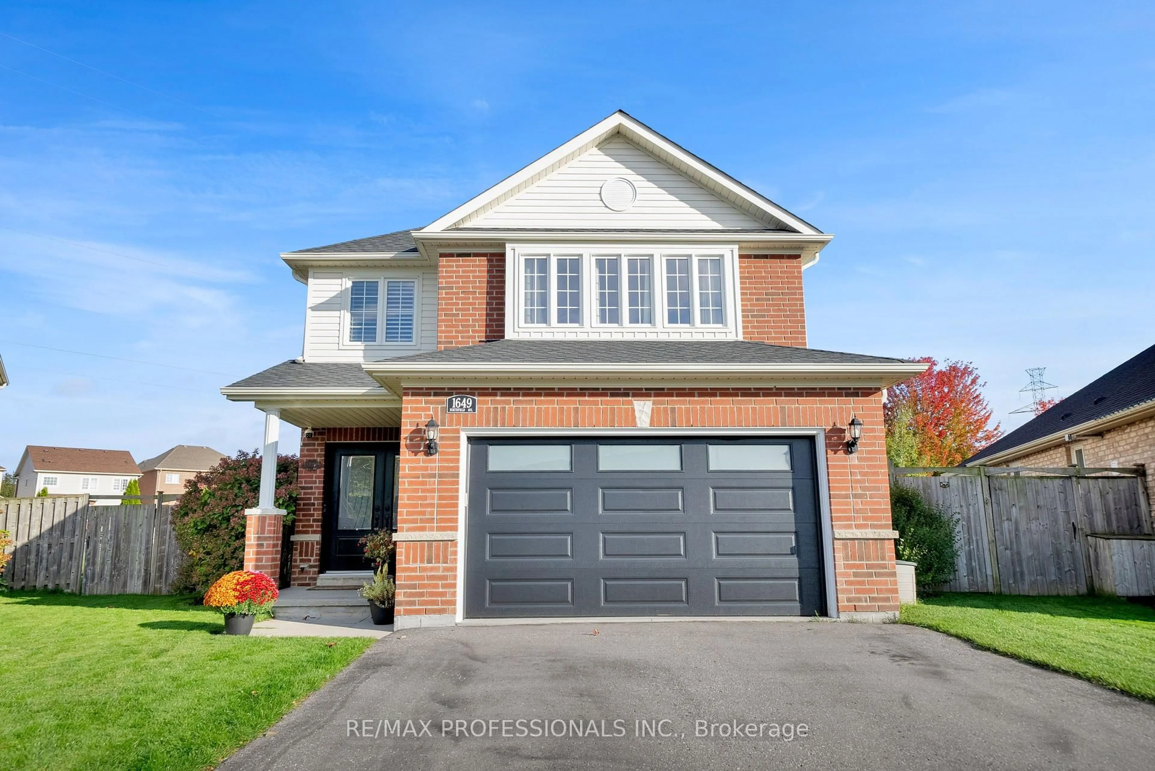 Home with brick exterior material, street for 1649 Northfield Ave, Oshawa Ontario L1K 0K8