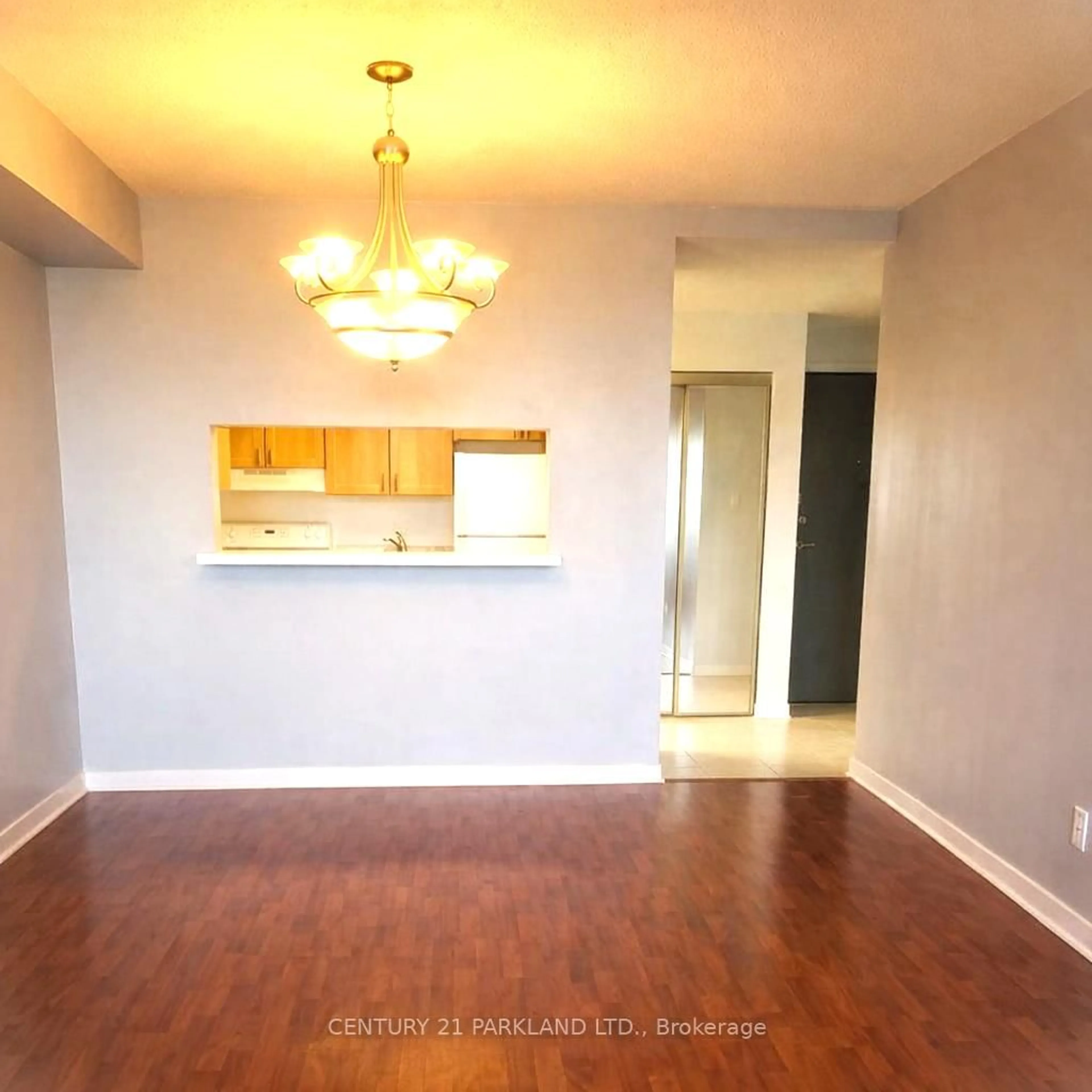 A pic of a room for 1655 Pickering Pkwy #211, Pickering Ontario L1V 6L3