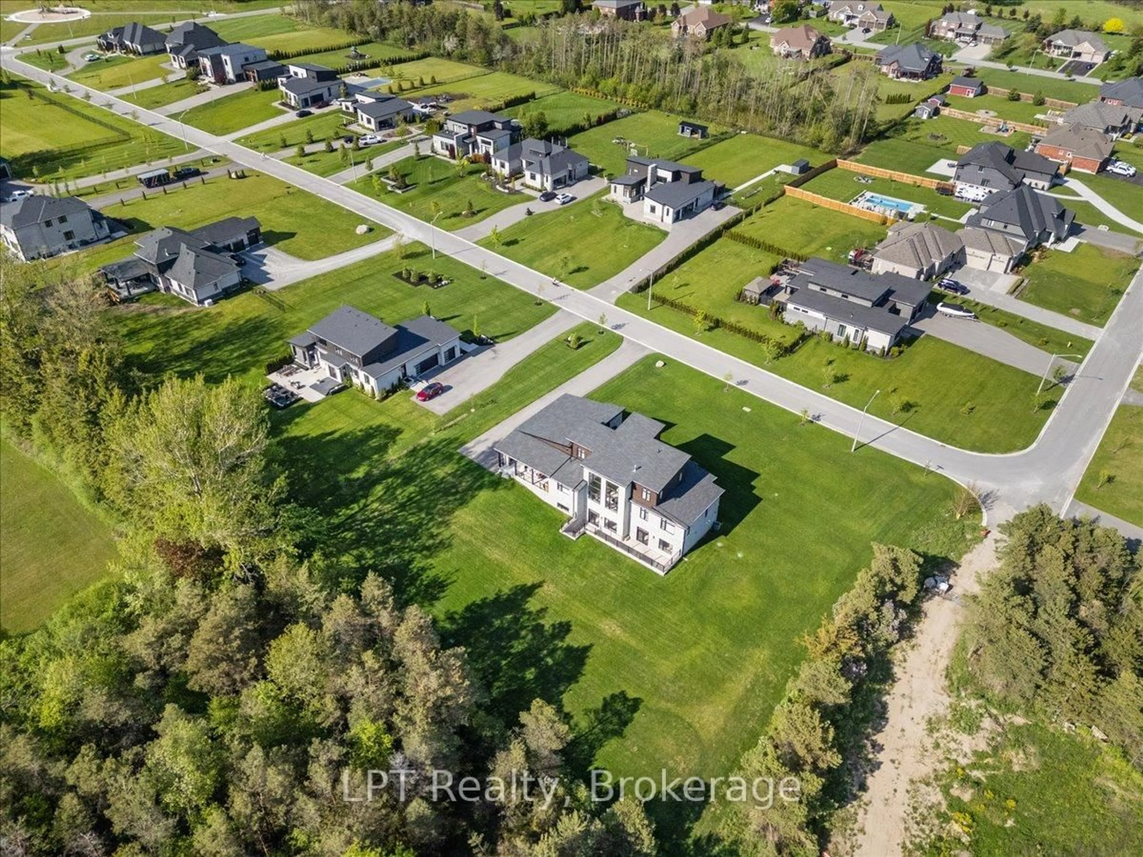A pic from outside/outdoor area/front of a property/back of a property/a pic from drone, street for 67 Charles Tilley Cres, Clarington Ontario L0A 1J0