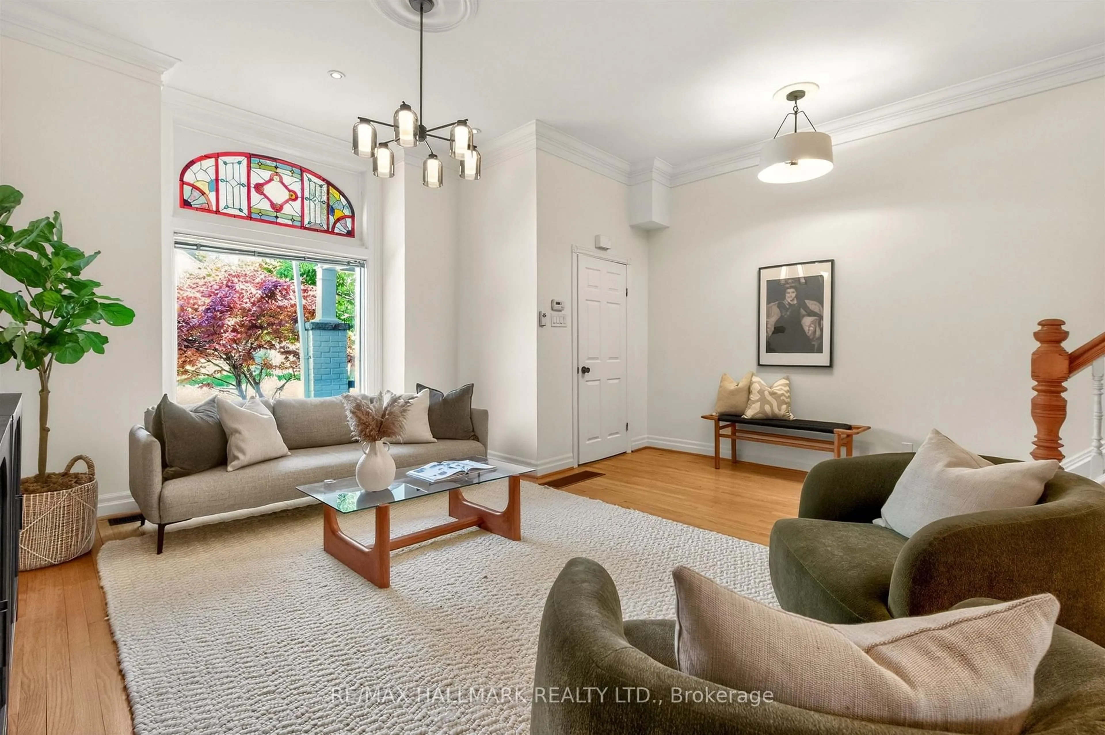 Living room with furniture, unknown for 82 Dawes Rd, Toronto Ontario M4C 5B3