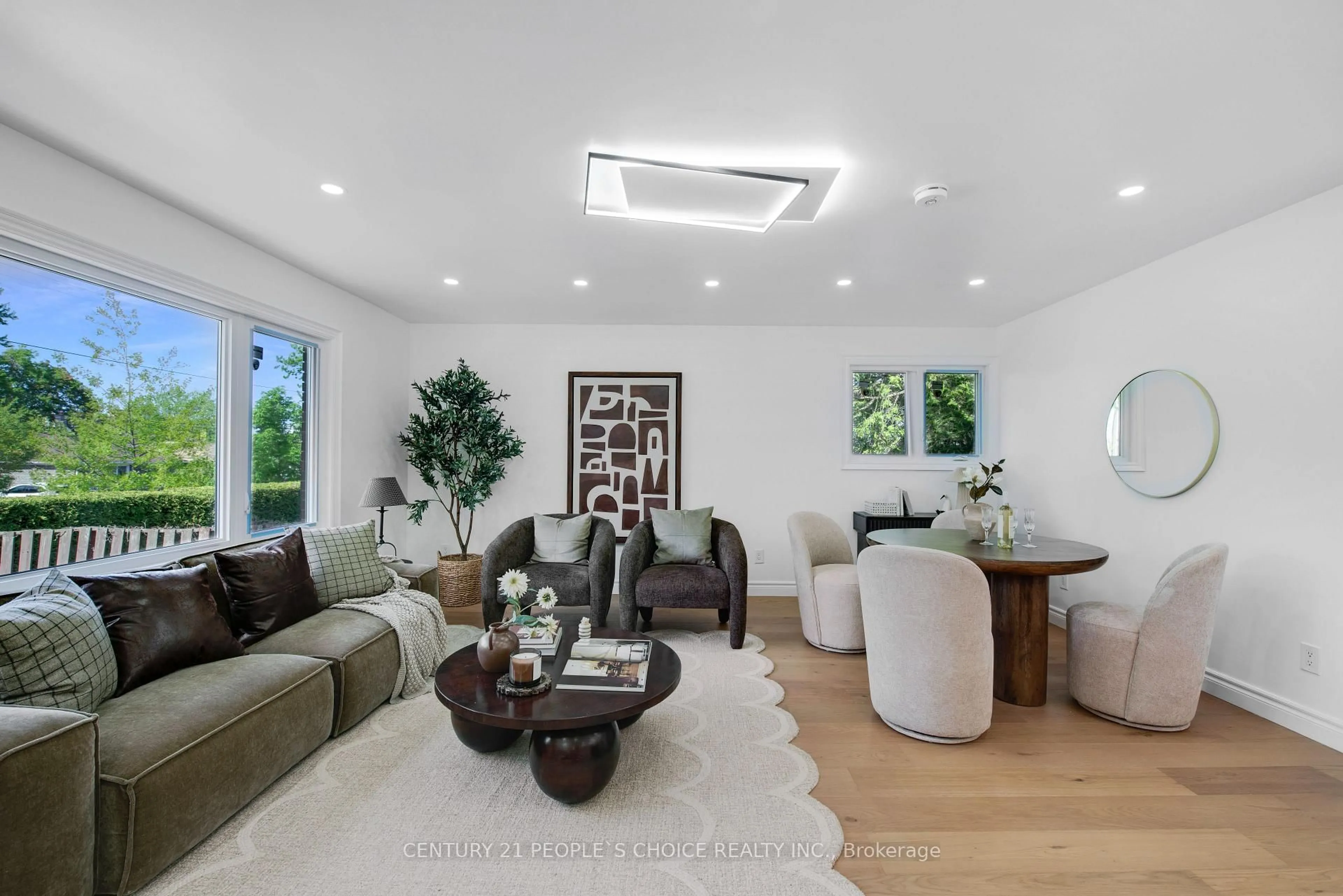 Living room with furniture, unknown for 61 Marcella St, Toronto Ontario M1G 1K9