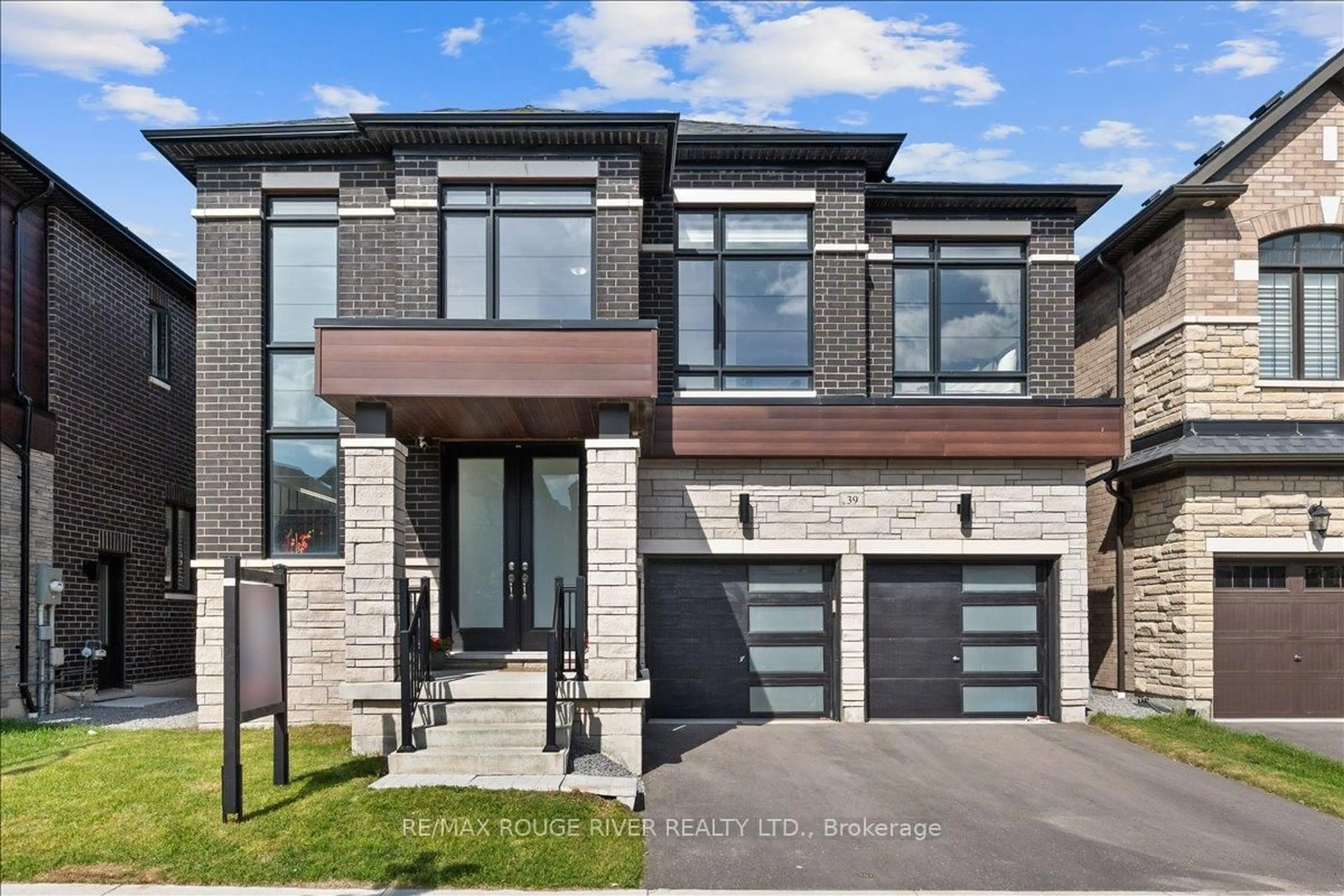 Home with brick exterior material, street for 39 Armilia Pl, Whitby Ontario L1P 0P8