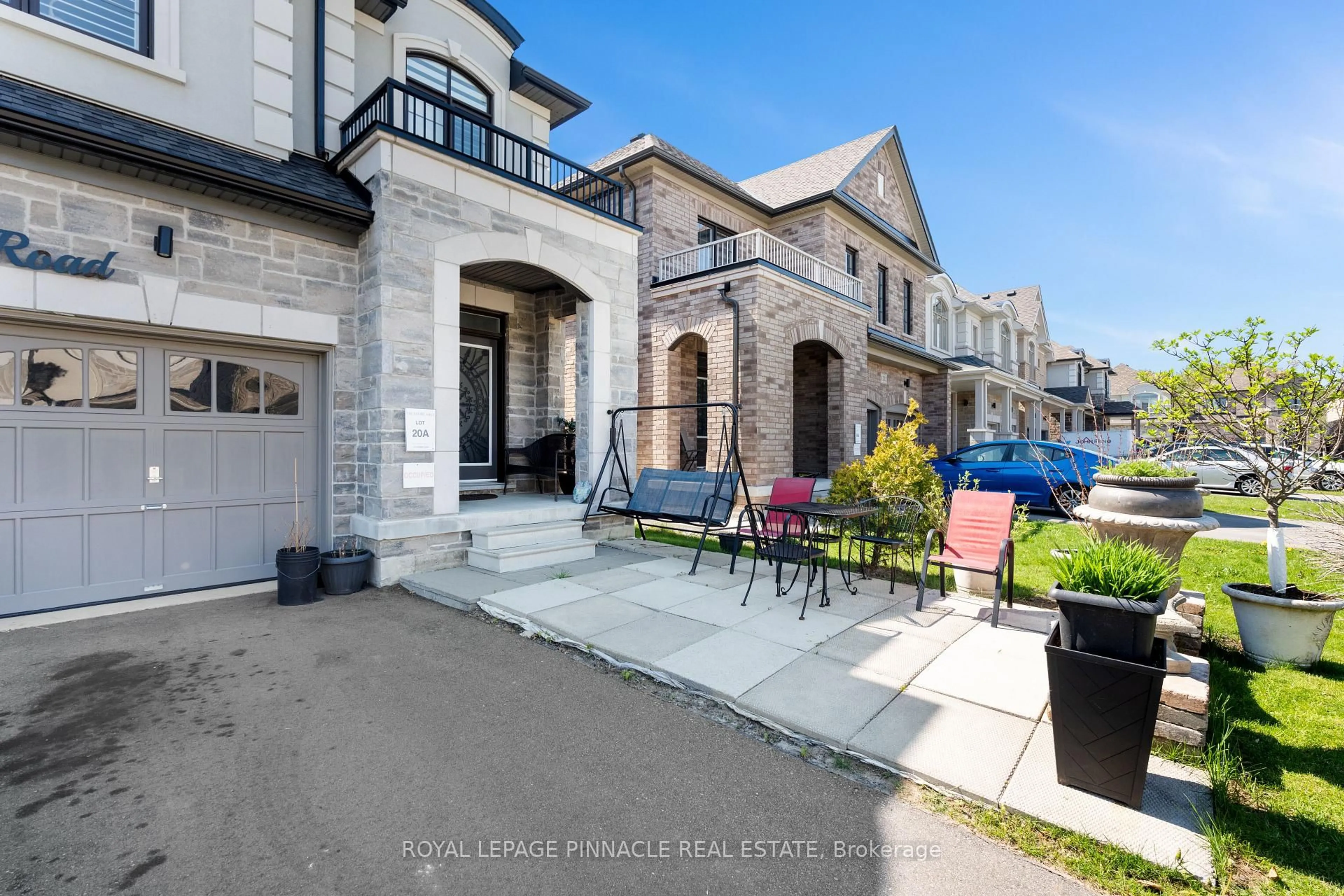 Patio, street for 1214 Shankel Rd, Oshawa Ontario L1K 3G2