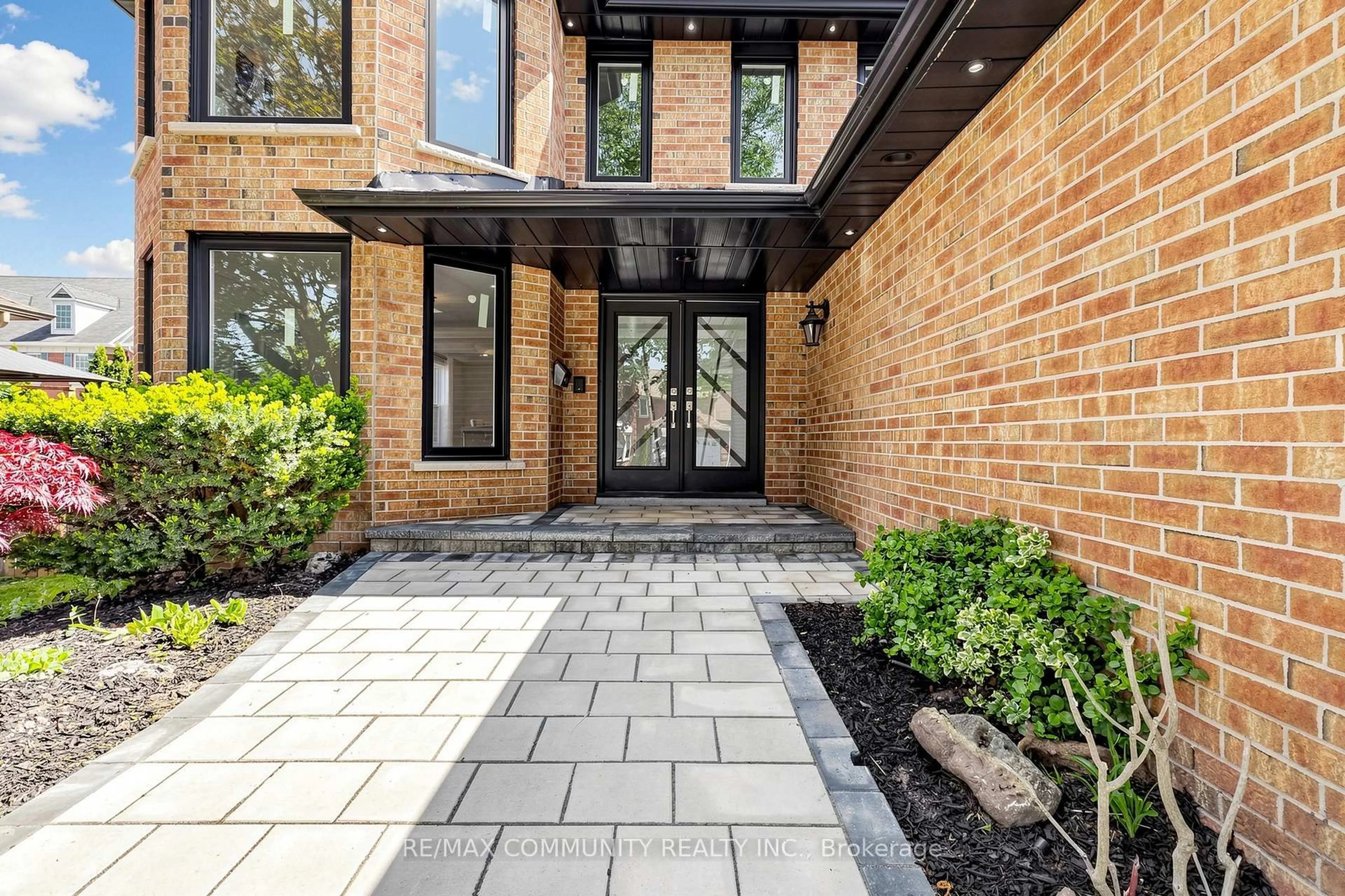 Home with brick exterior material, street for 1002 Riverview Cres, Pickering Ontario L1V 4M5