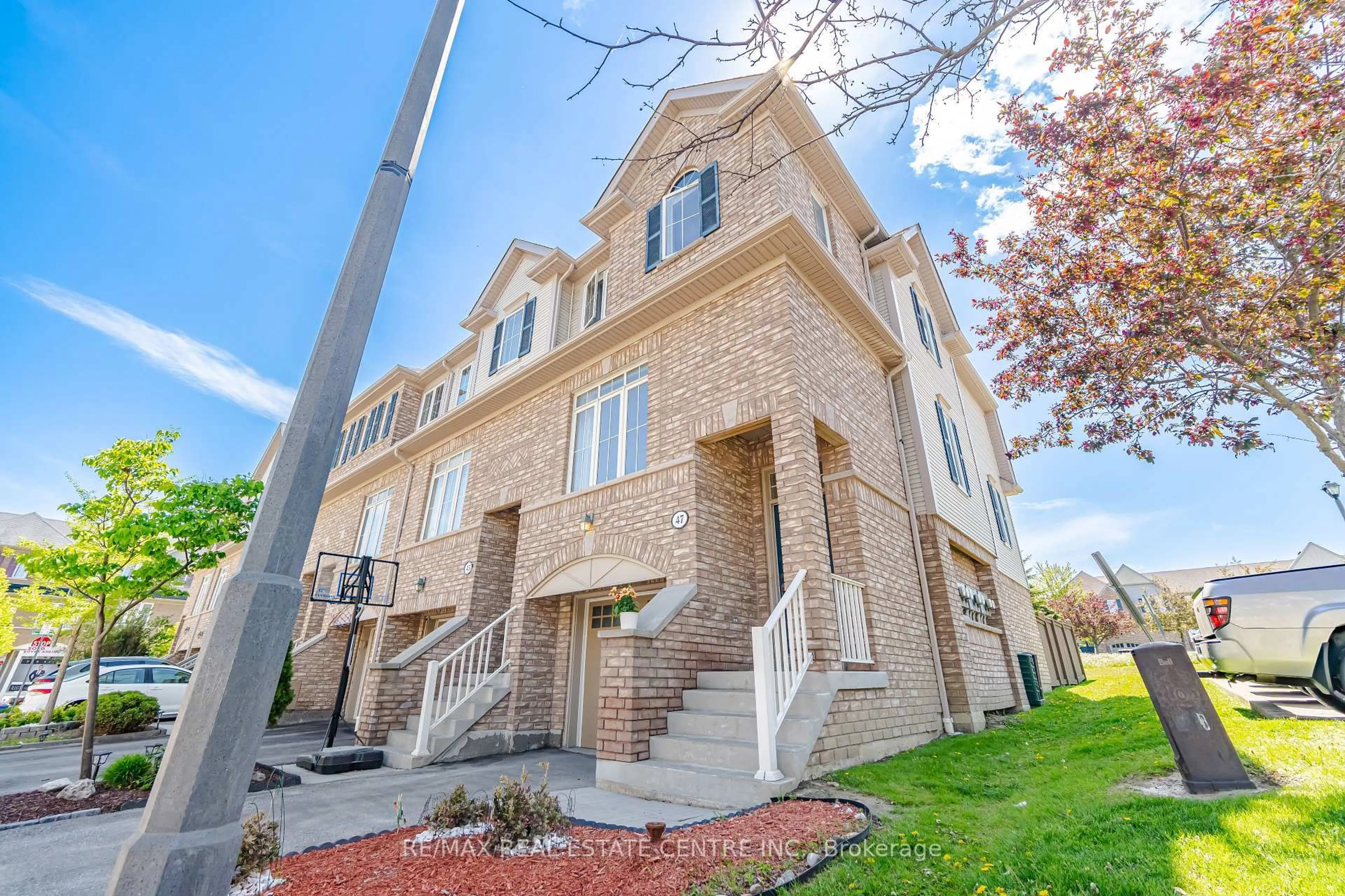 Home with brick exterior material, unknown for 47 Martinworth Lane, Ajax Ontario L1Z 0L1