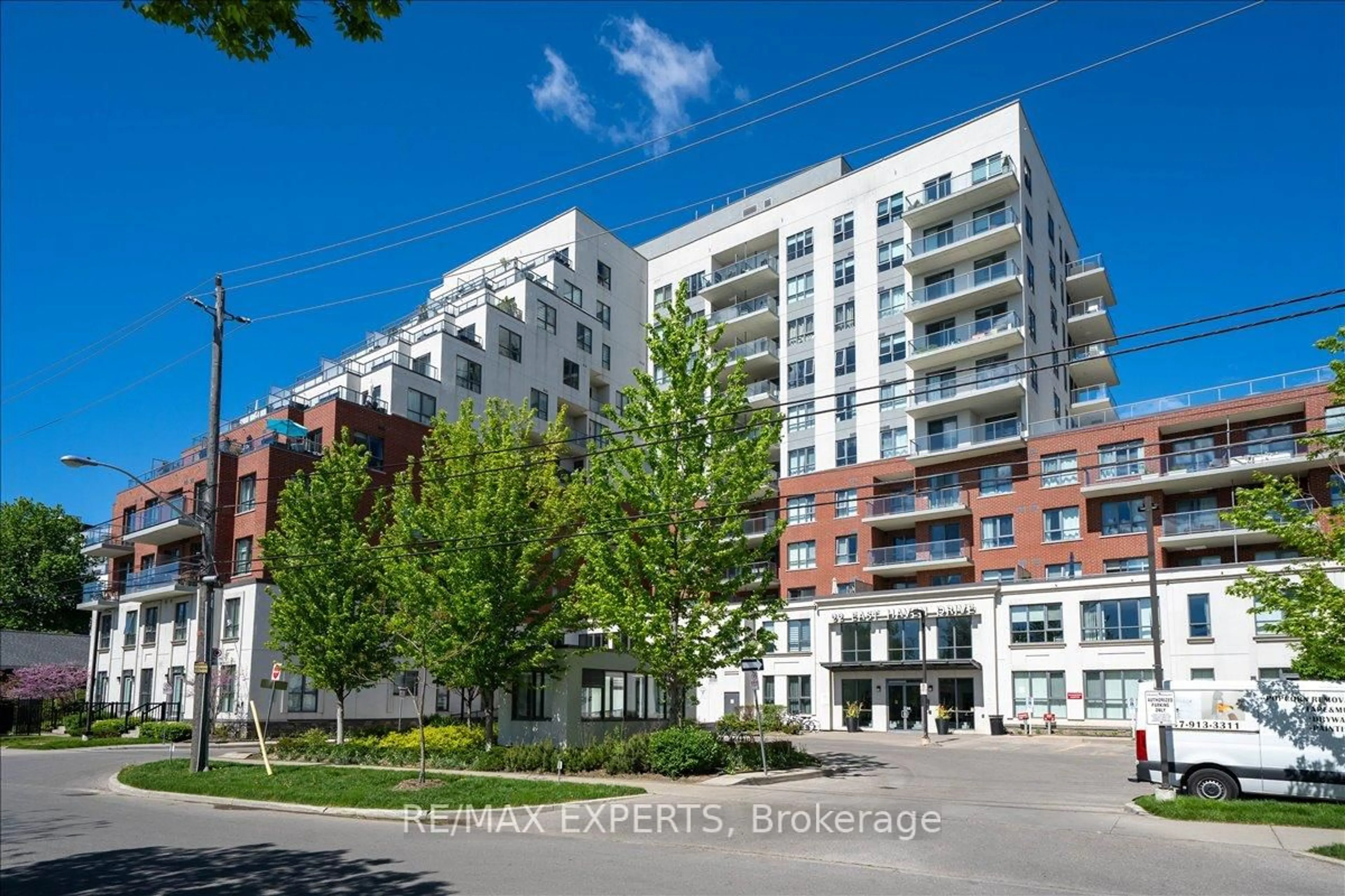 Patio, street for 22 East Haven Dr #629, Toronto Ontario M1N 1T8