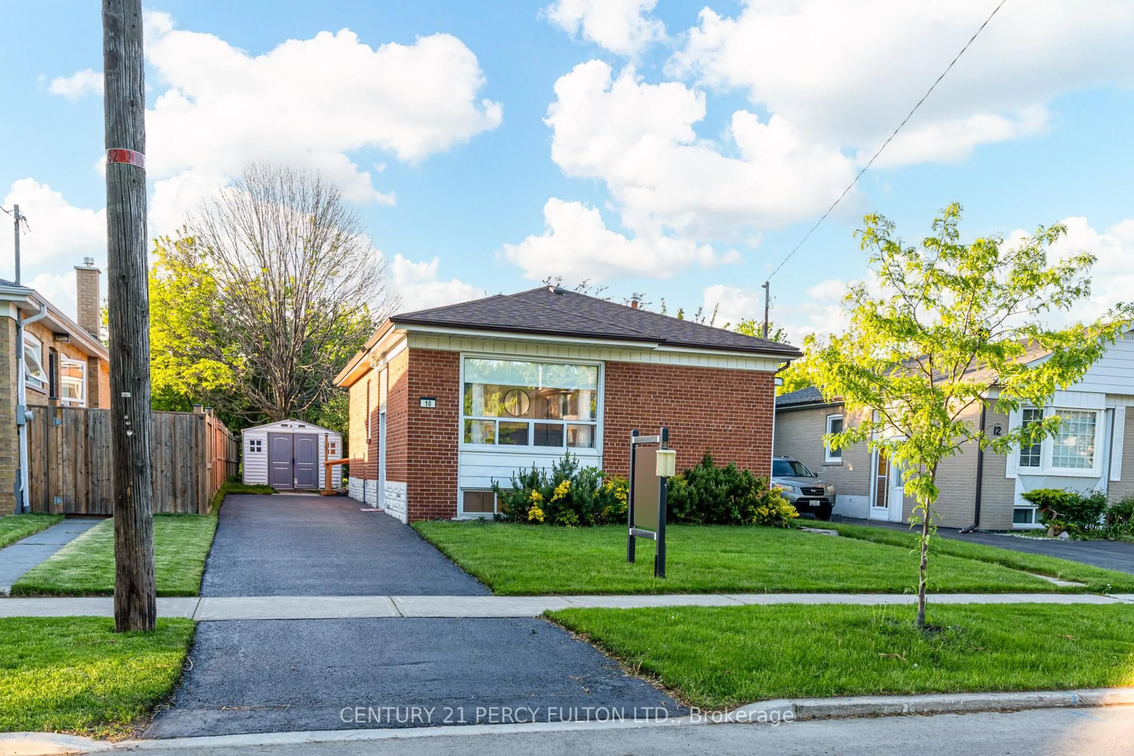 Home with brick exterior material, street for 10 Mendip Cres, Toronto Ontario M1P 1Y4
