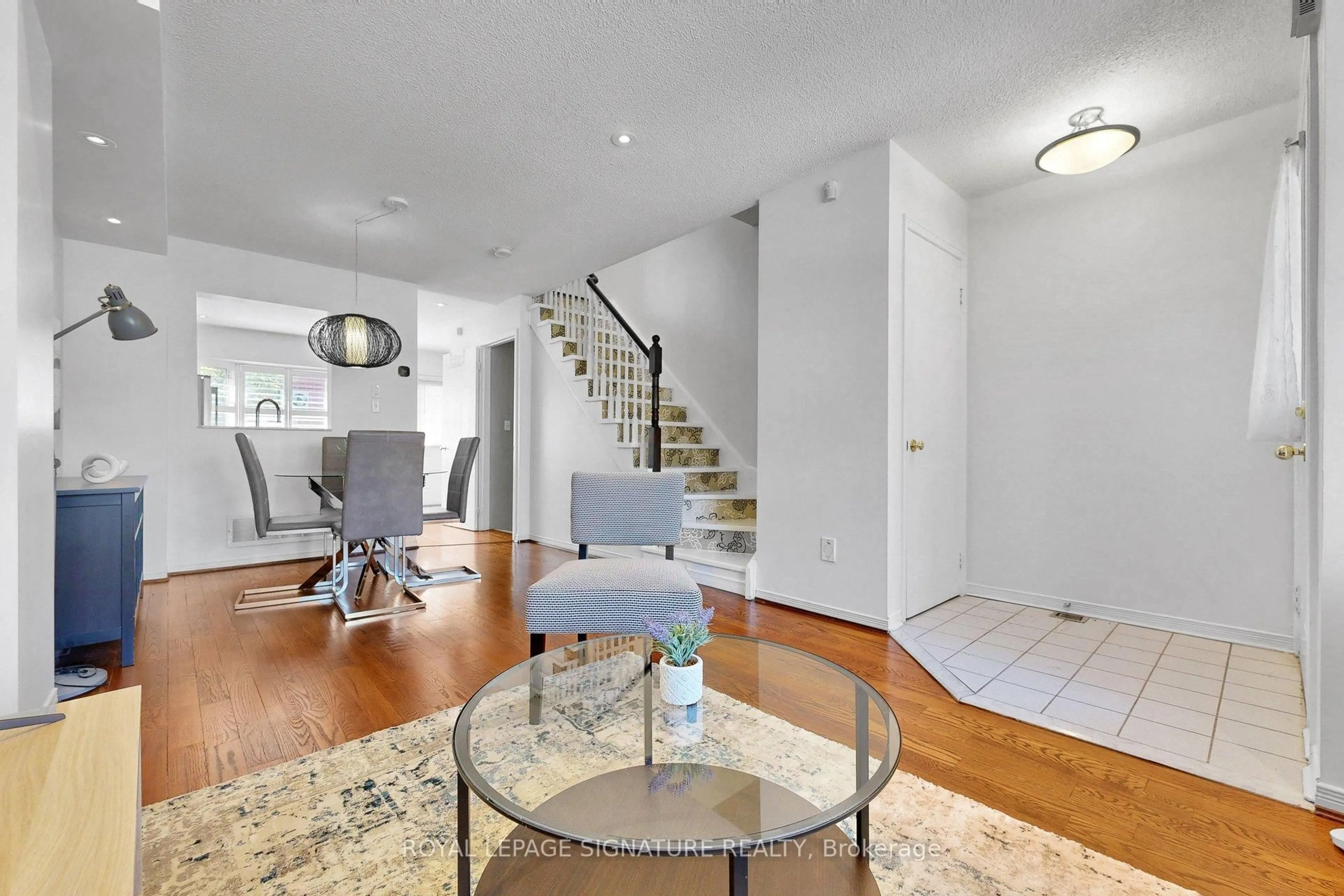Unknown for 75 Doncaster Ave, Toronto Ontario M4C 5S6