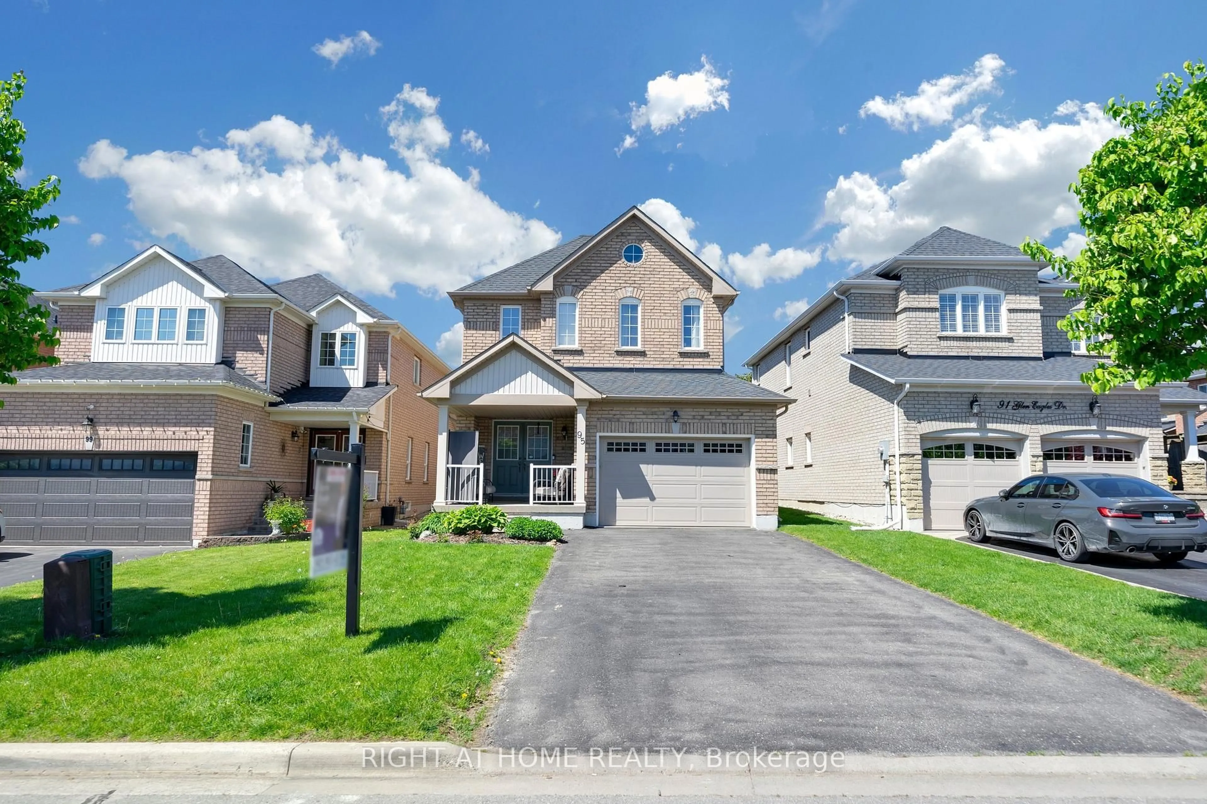Home with brick exterior material, street for 95 Glen Eagles Dr, Clarington Ontario L1E 3H8