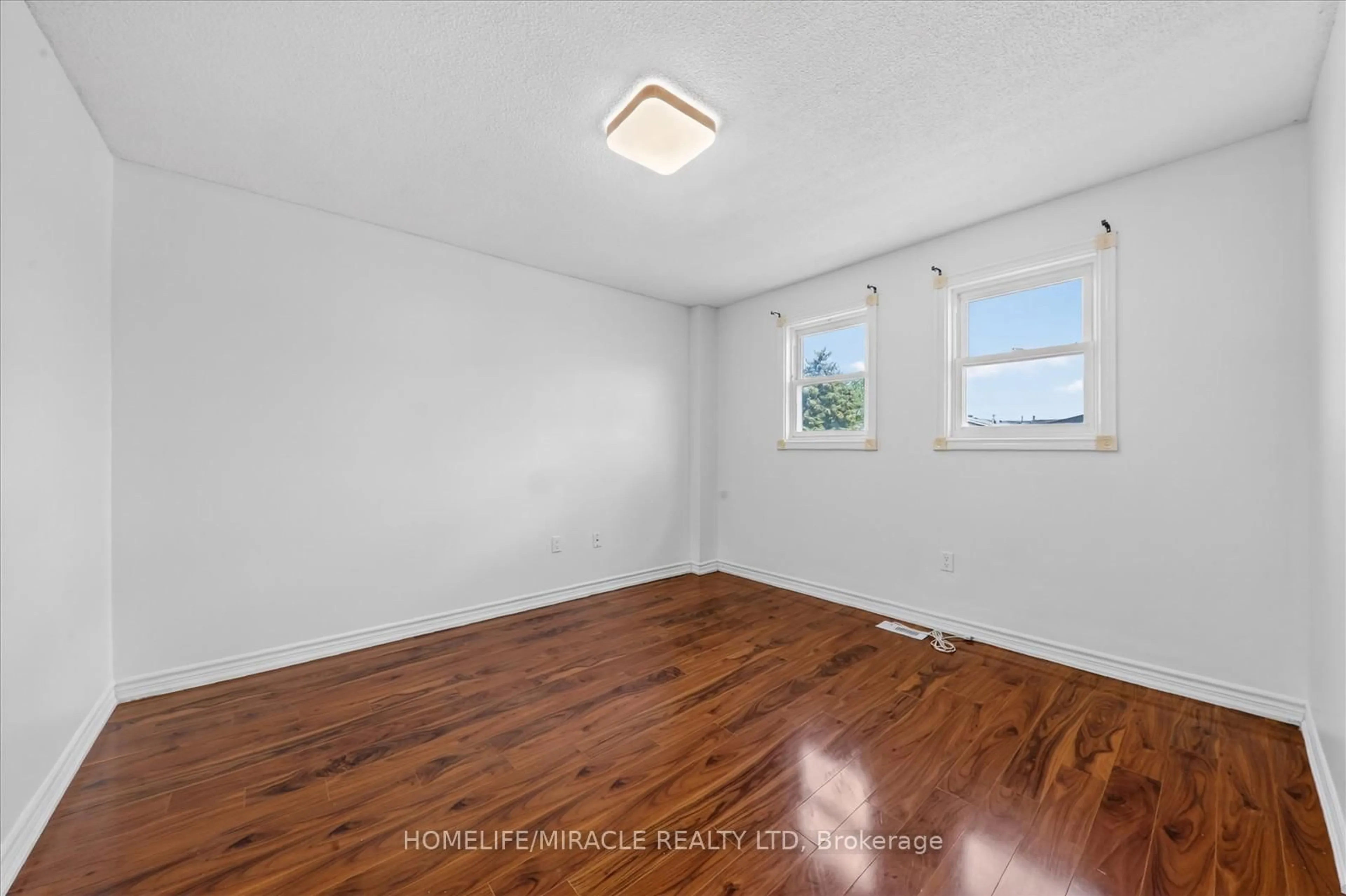 A pic of a room for 88 Reed Dr, Ajax Ontario L1S 6T6