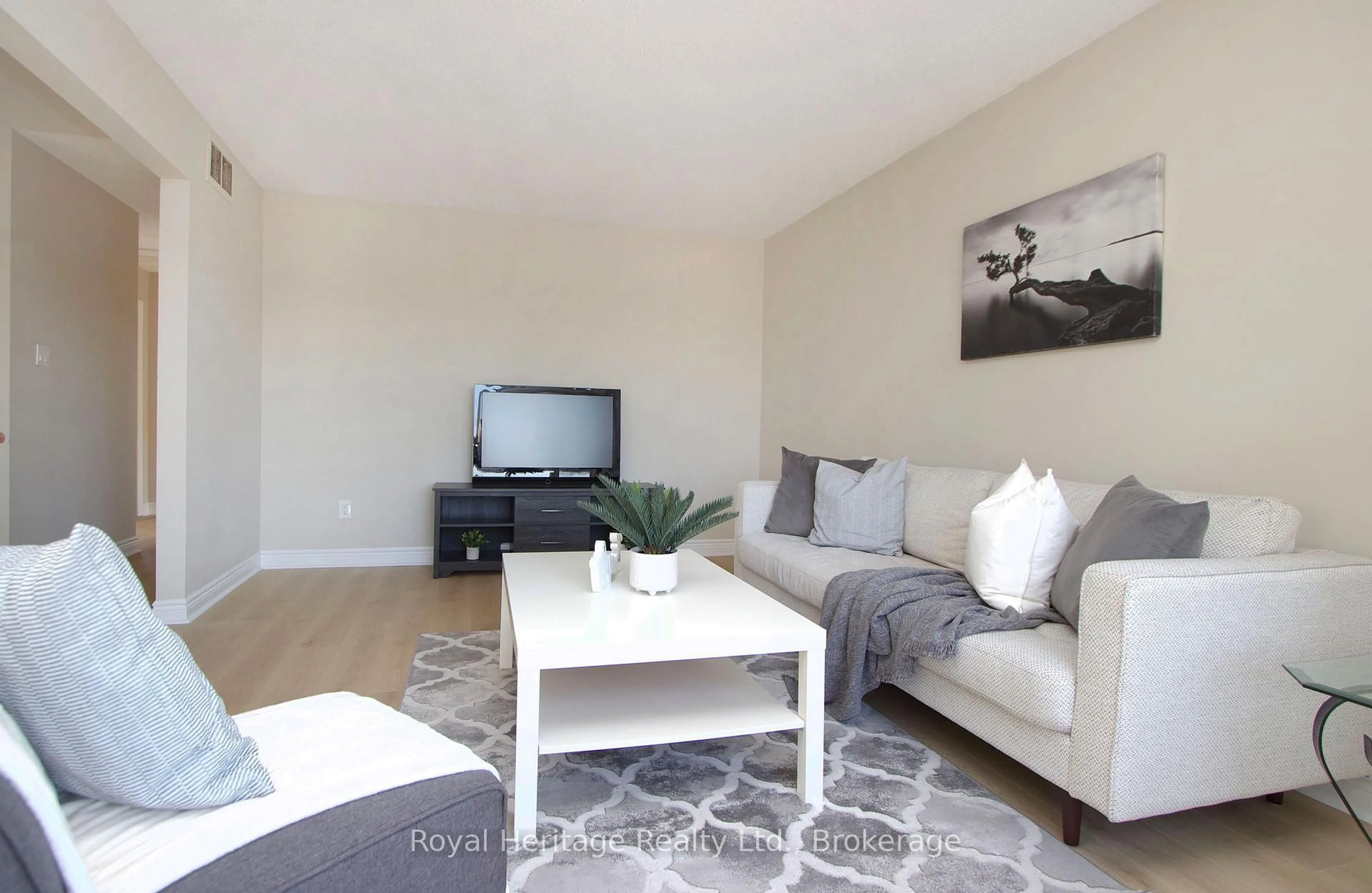 Living room with furniture, unknown for 77 Devondale St, Clarington Ontario L1E 2A1