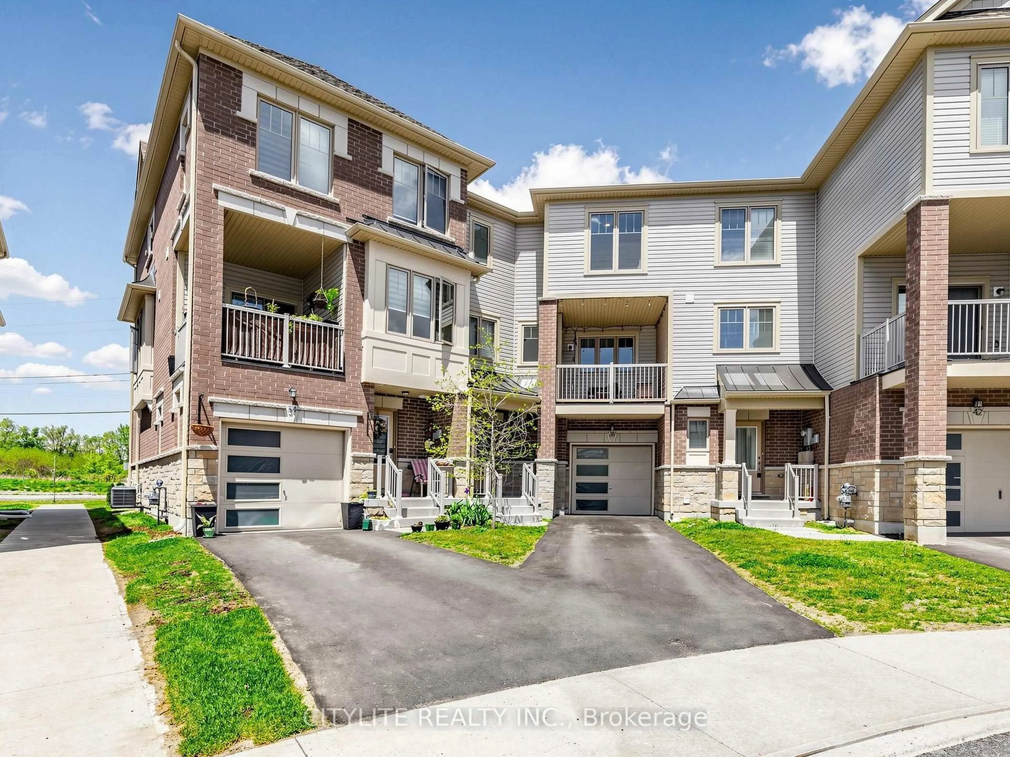 Unknown for 38 Ambereen Pl, Clarington Ontario L1C 7H5