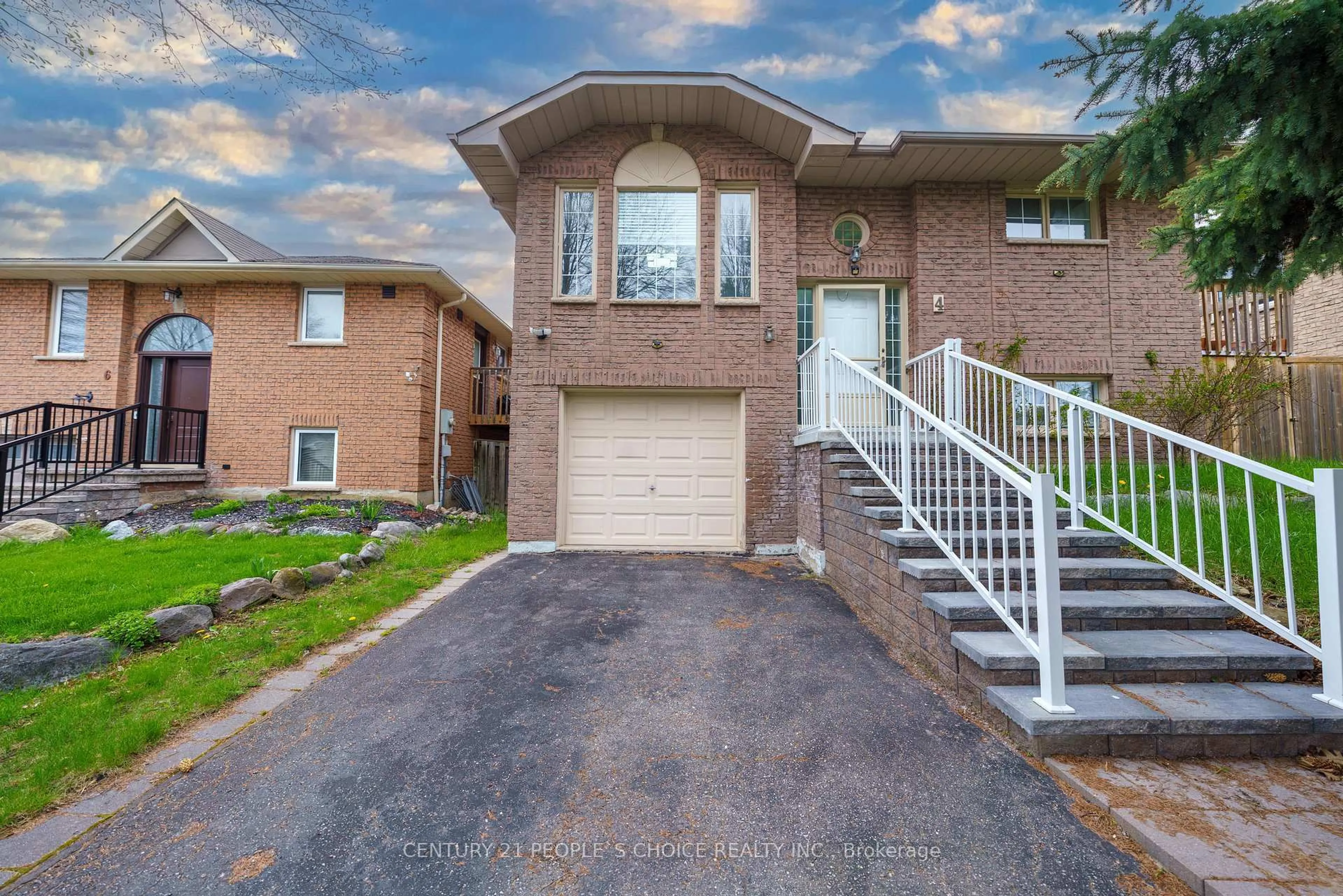Home with brick exterior material, street for 4 Hiscox Crt, Whitby Ontario L1N 9A6