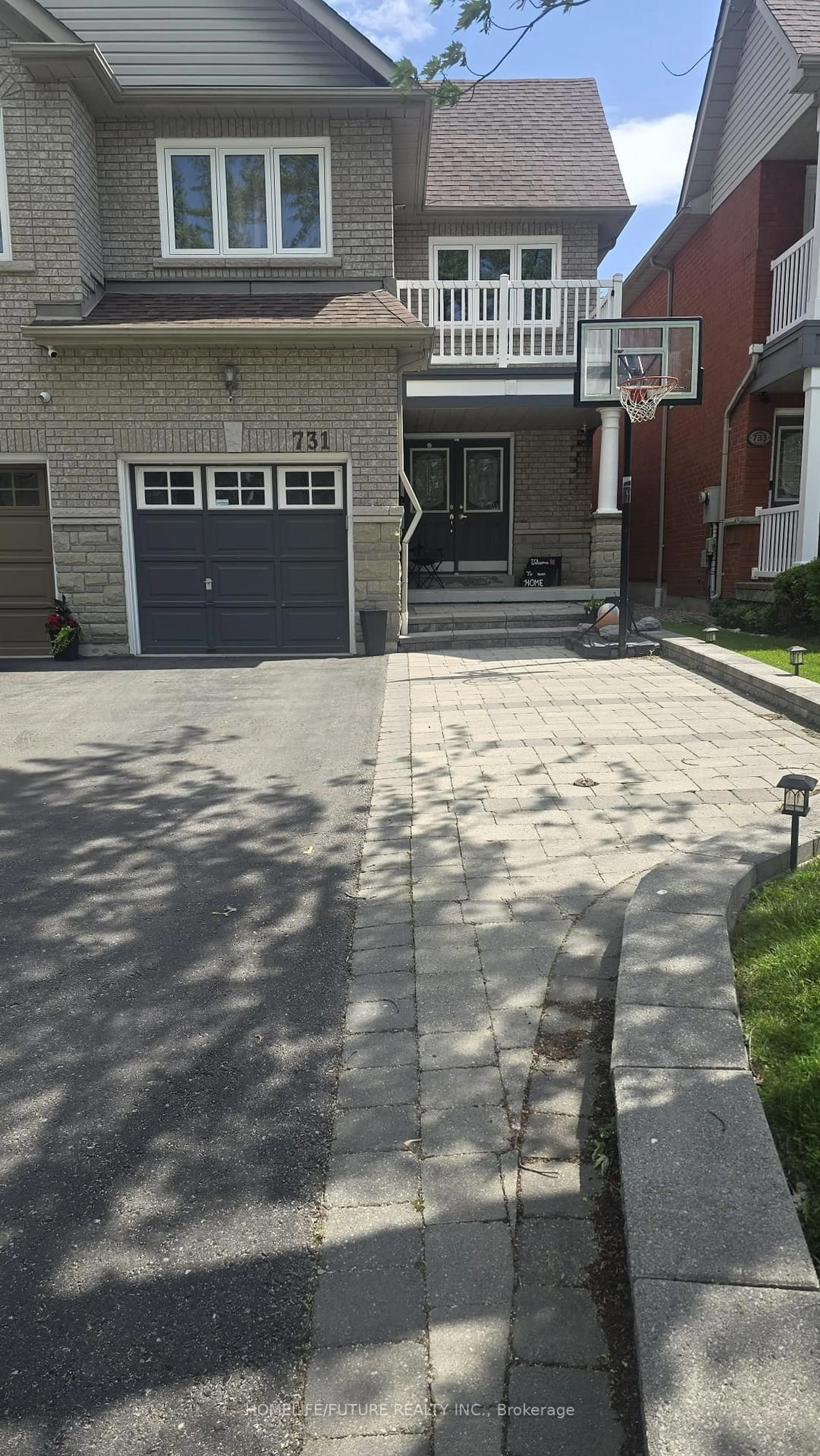 Home with brick exterior material, street for 731 Swan Pl, Pickering Ontario L1X 2V7