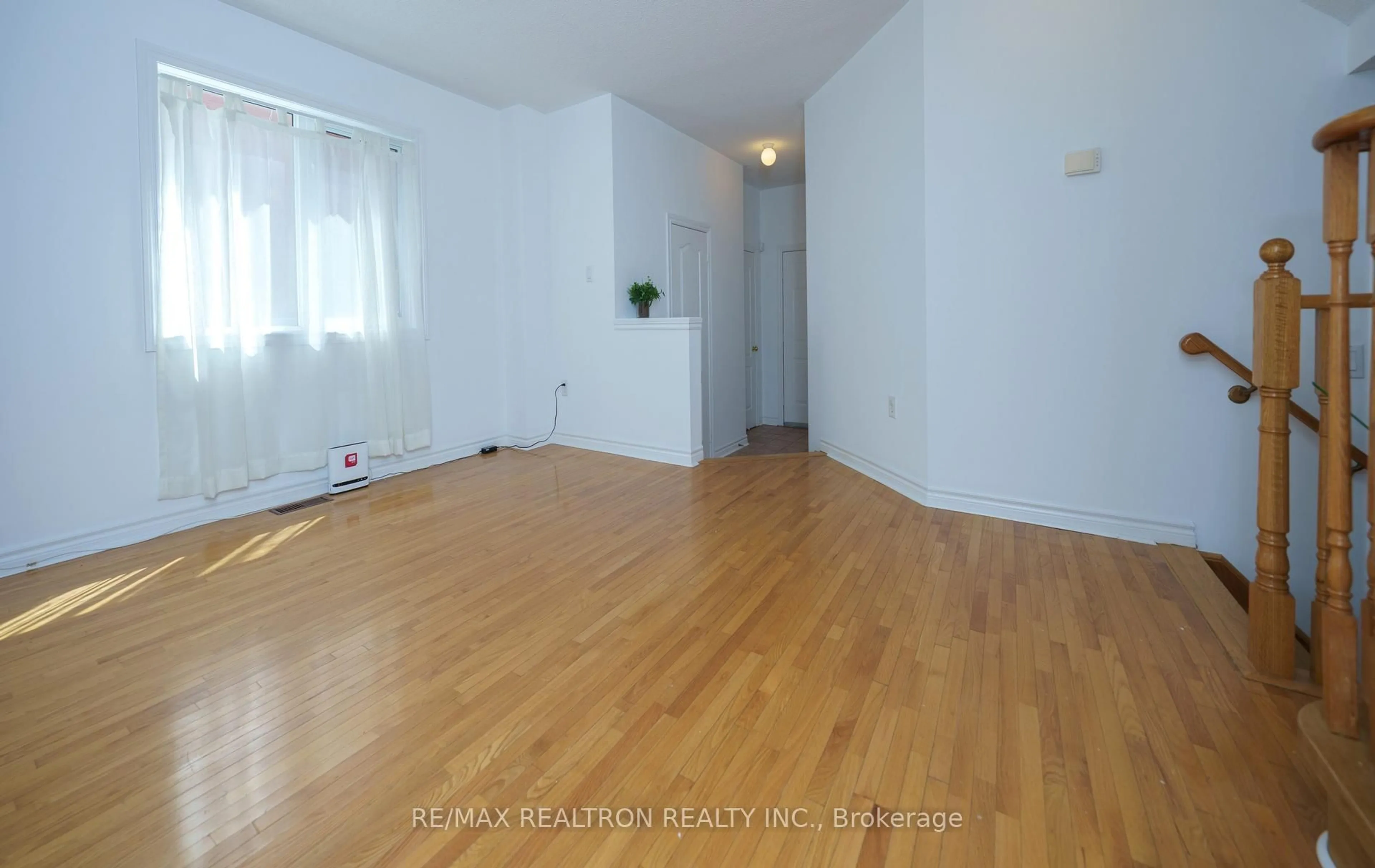 A pic of a room for 28 Lioba Dr, Toronto Ontario M1L 4V1