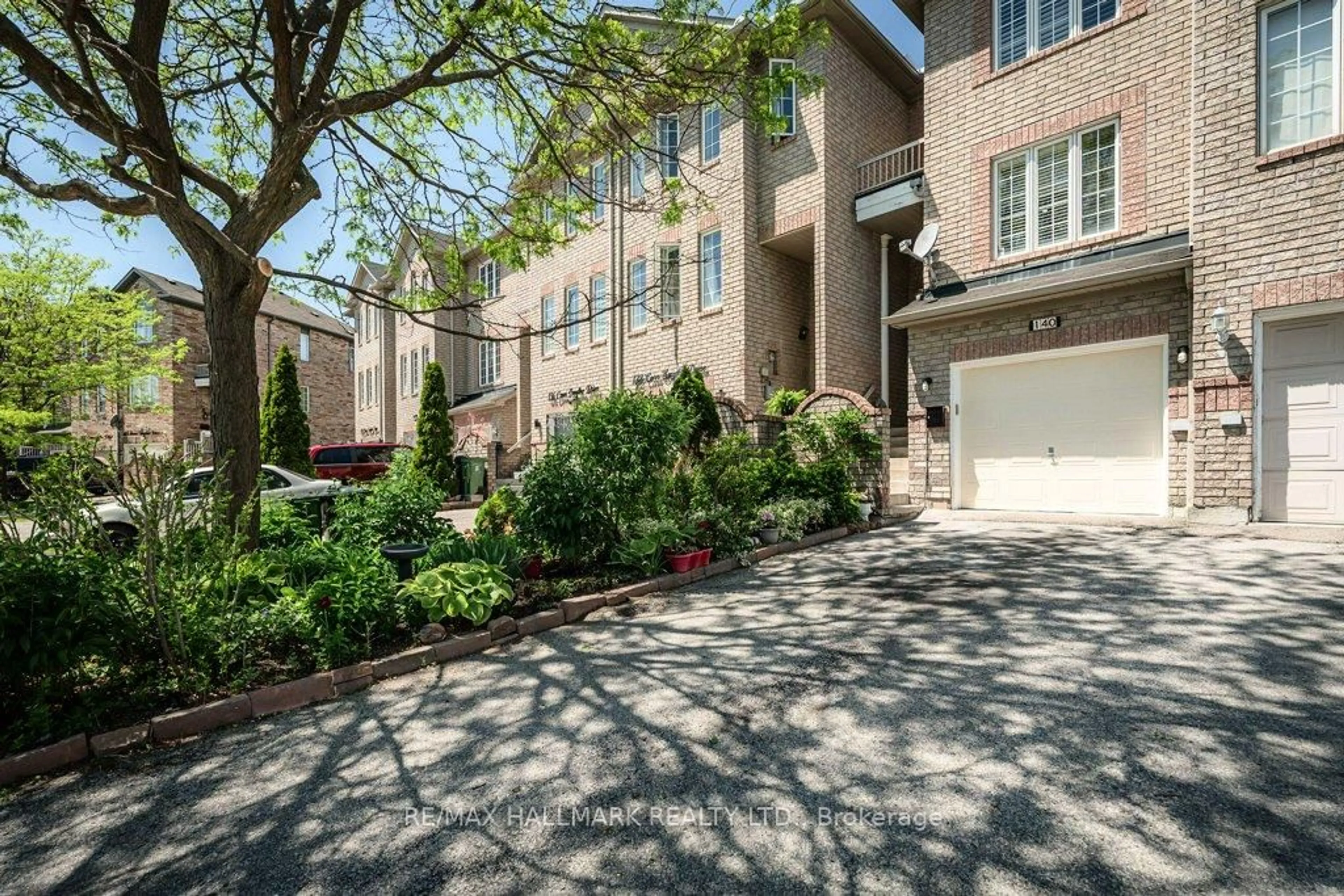 Home with brick exterior material, street for 140 Conn Smythe Dr, Toronto Ontario M1J 3P5