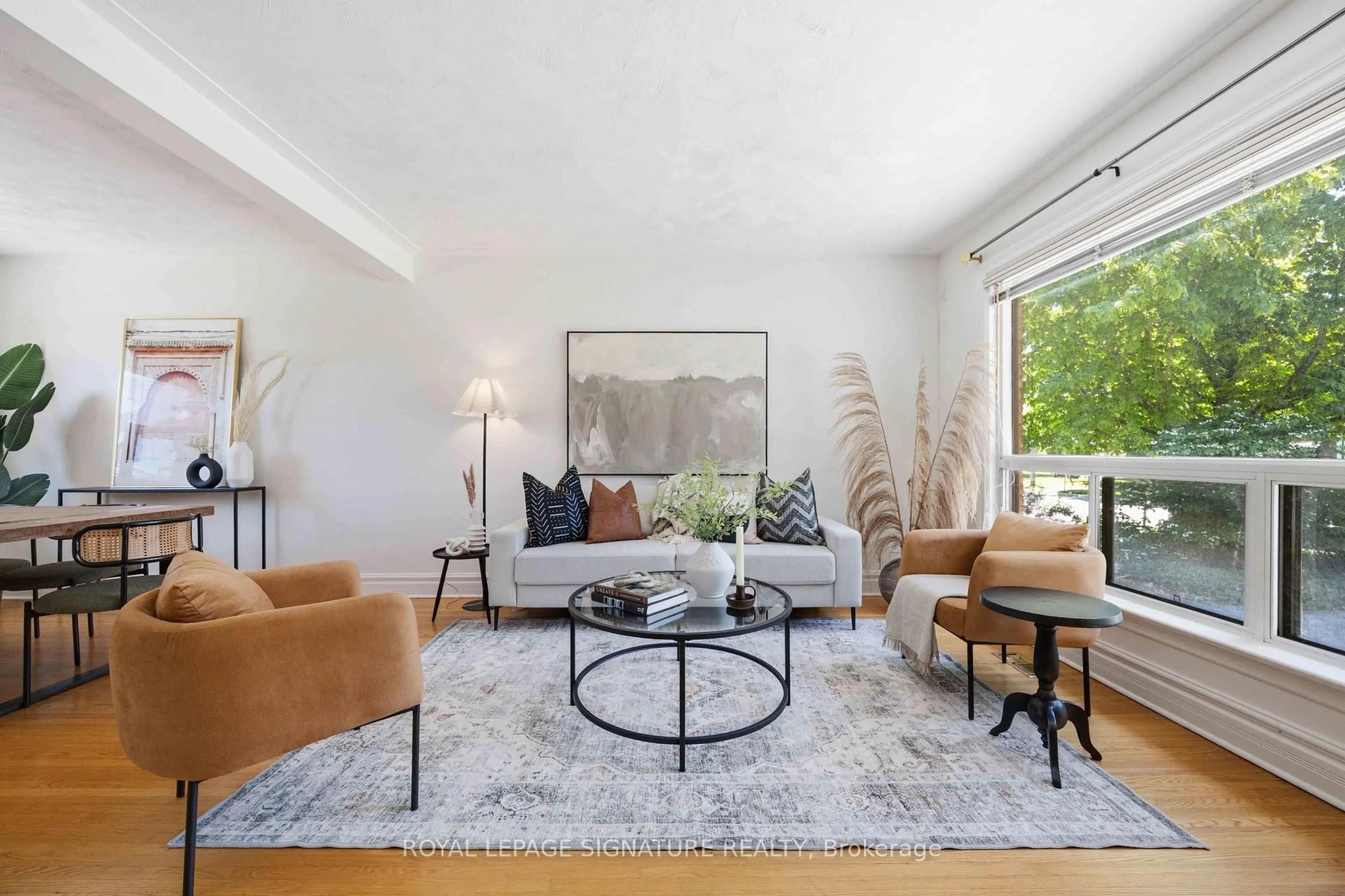 Living room with furniture, unknown for 37 Ivorwood Cres, Toronto Ontario M1R 2X6